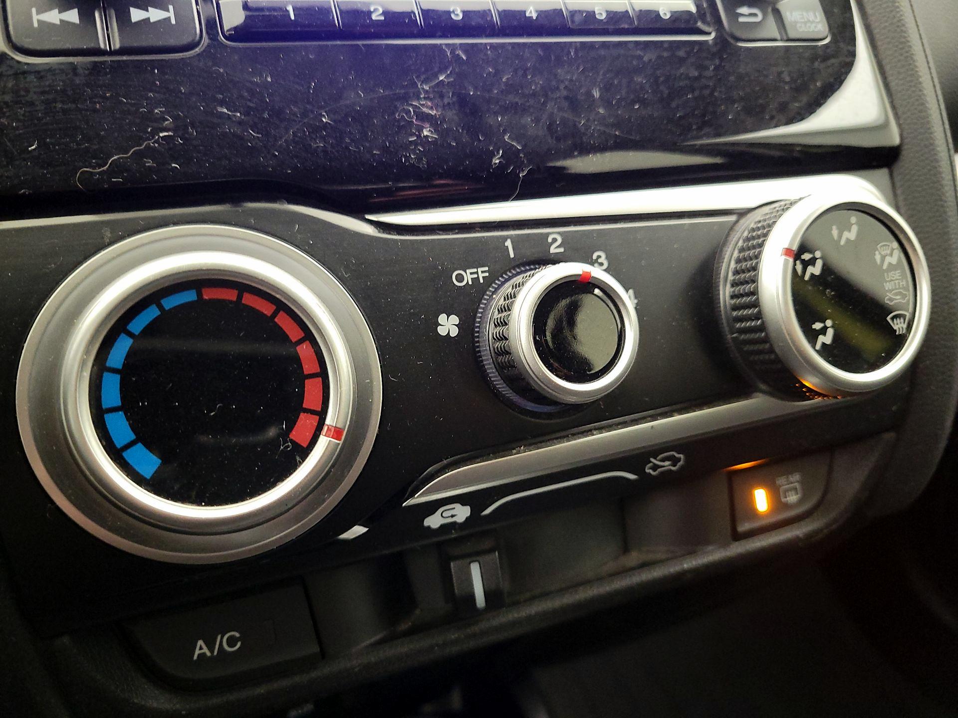 Thumbnail: 2016 Honda Fit - 16