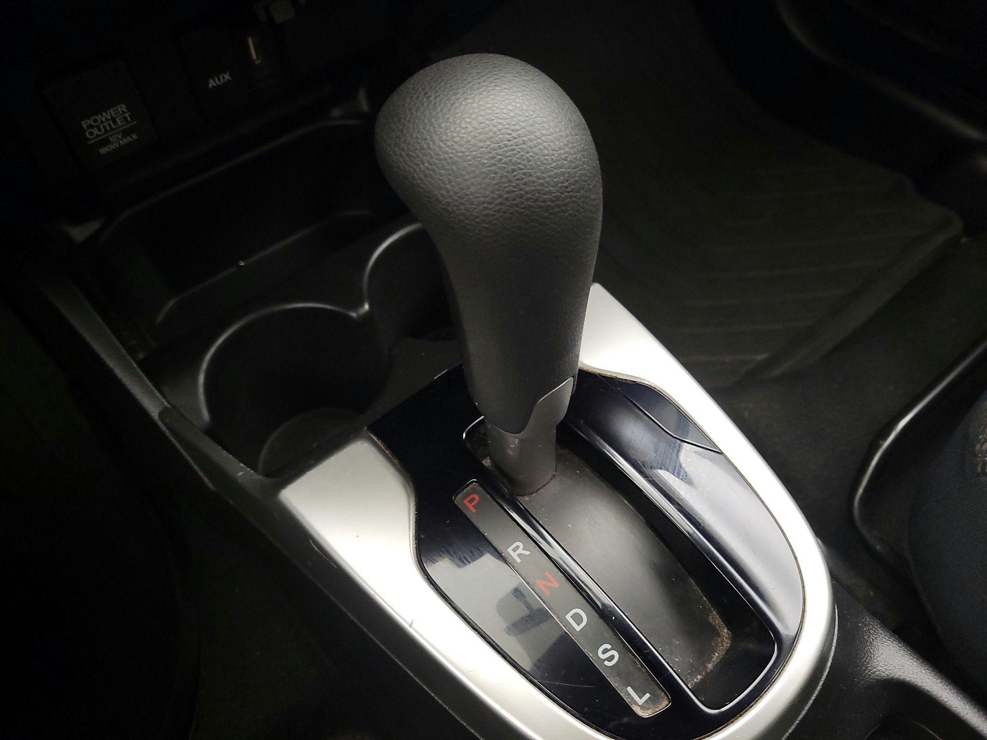 Thumbnail: 2016 Honda Fit - 17