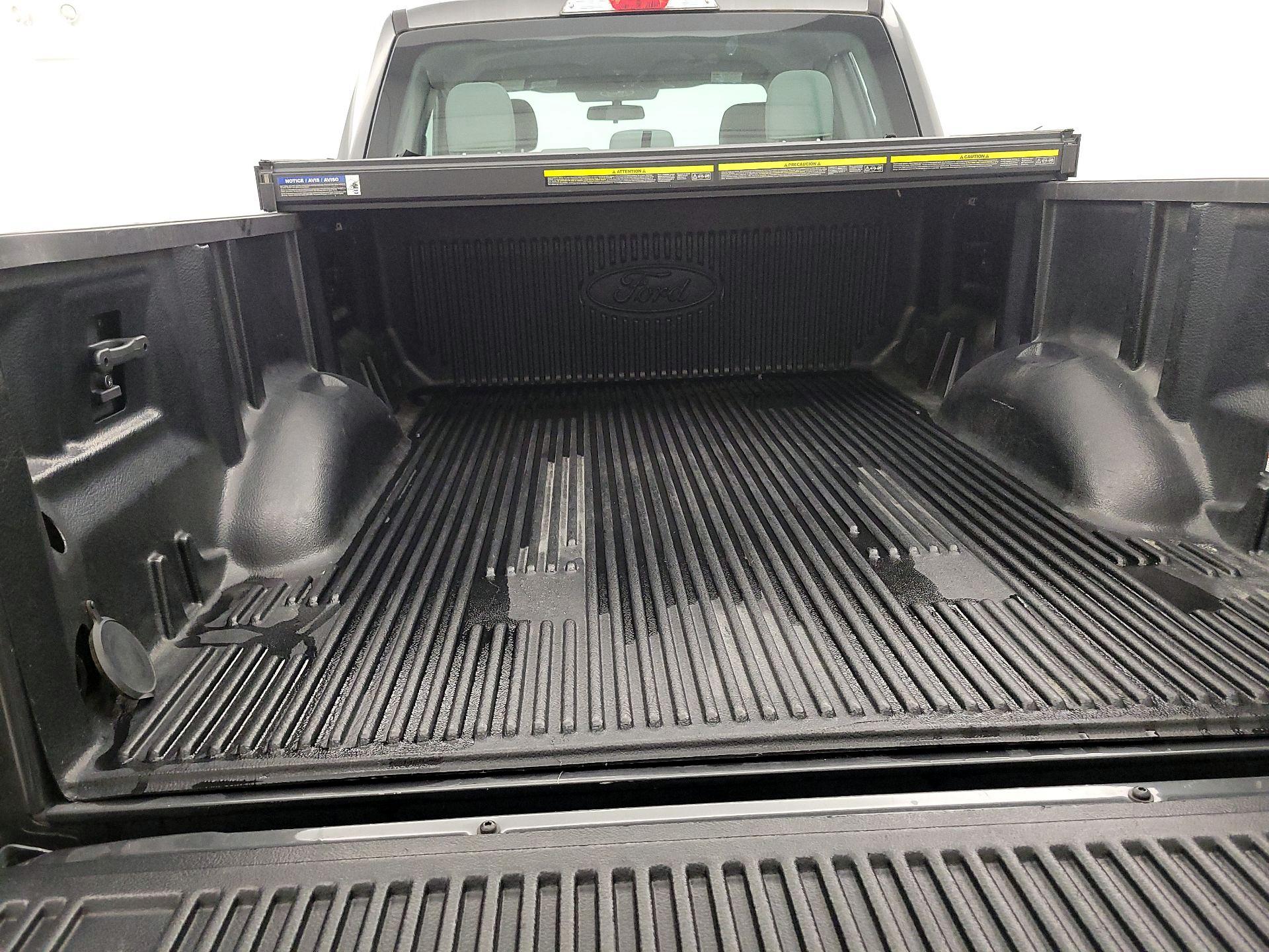 Thumbnail: 2016 Ford F-150 - 19