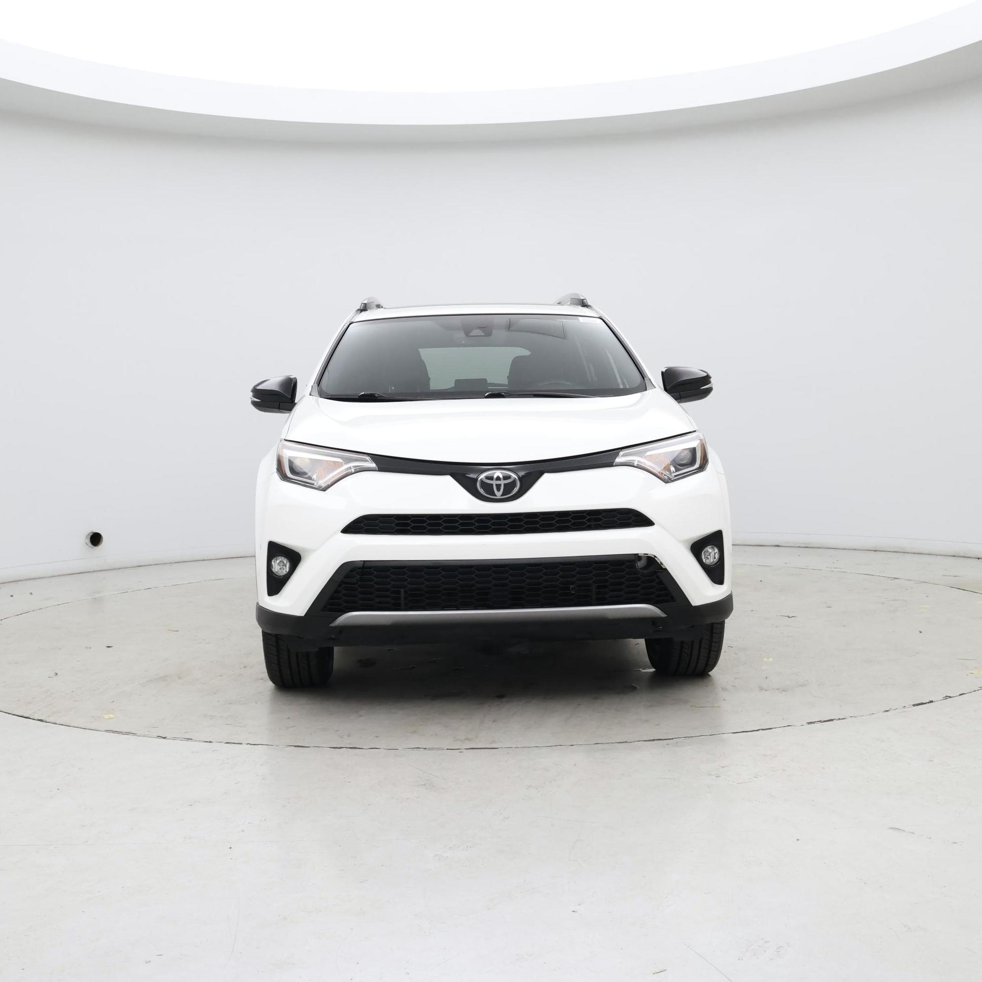 Thumbnail: 2018 Toyota RAV4 - 5