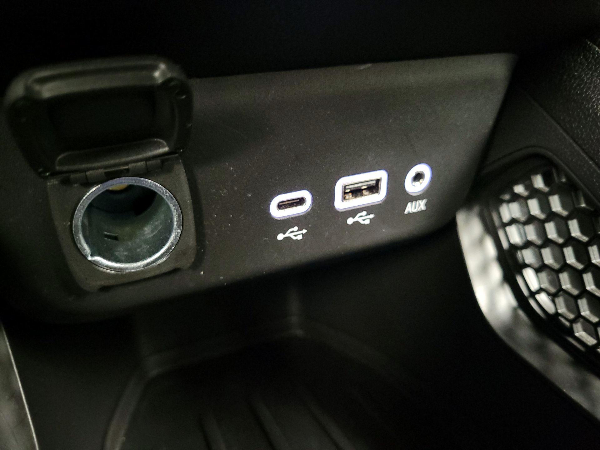 Thumbnail: 2023 Chevrolet TrailBlazer - 18