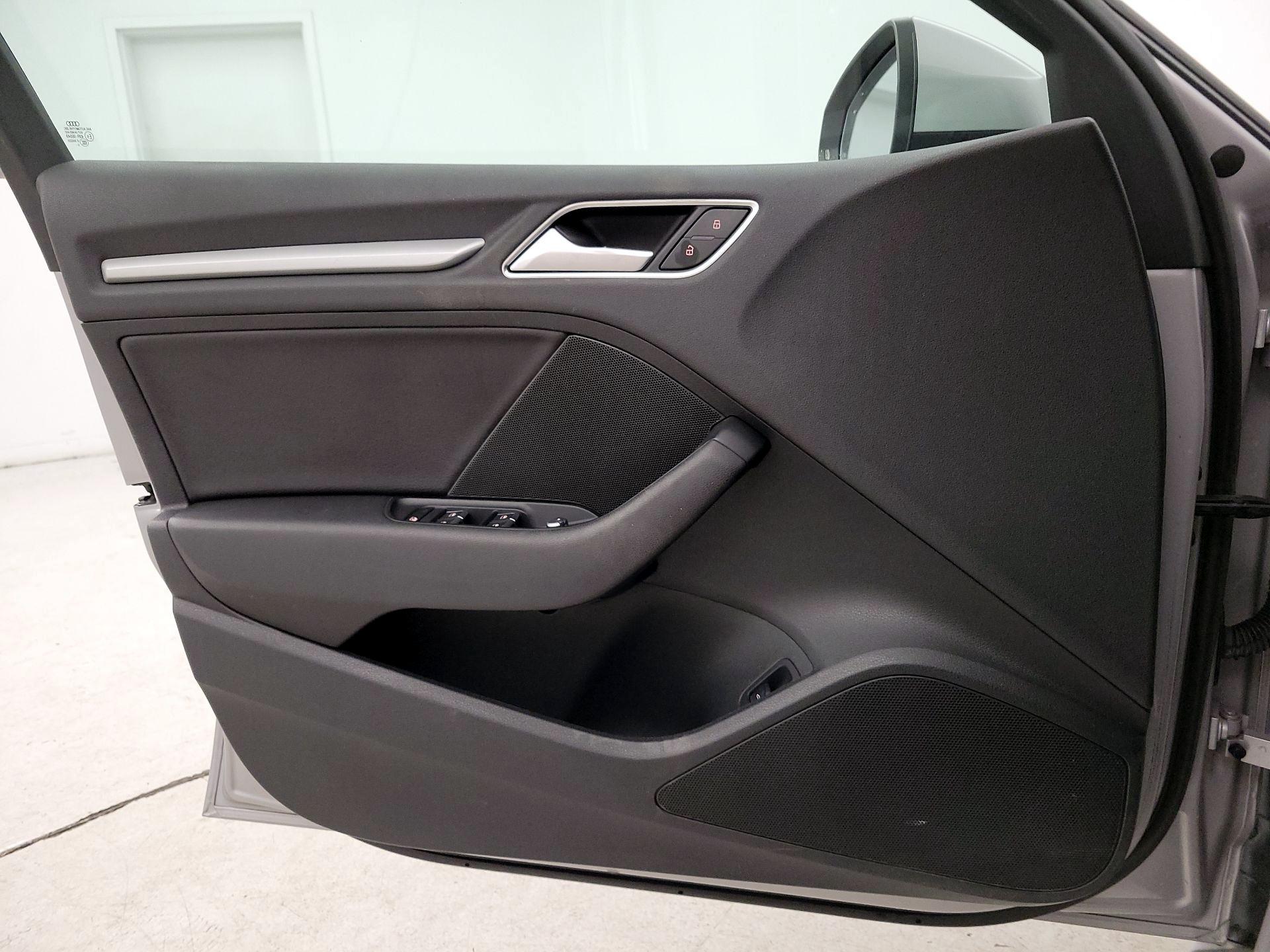 Thumbnail: 2016 Audi A3 - 12