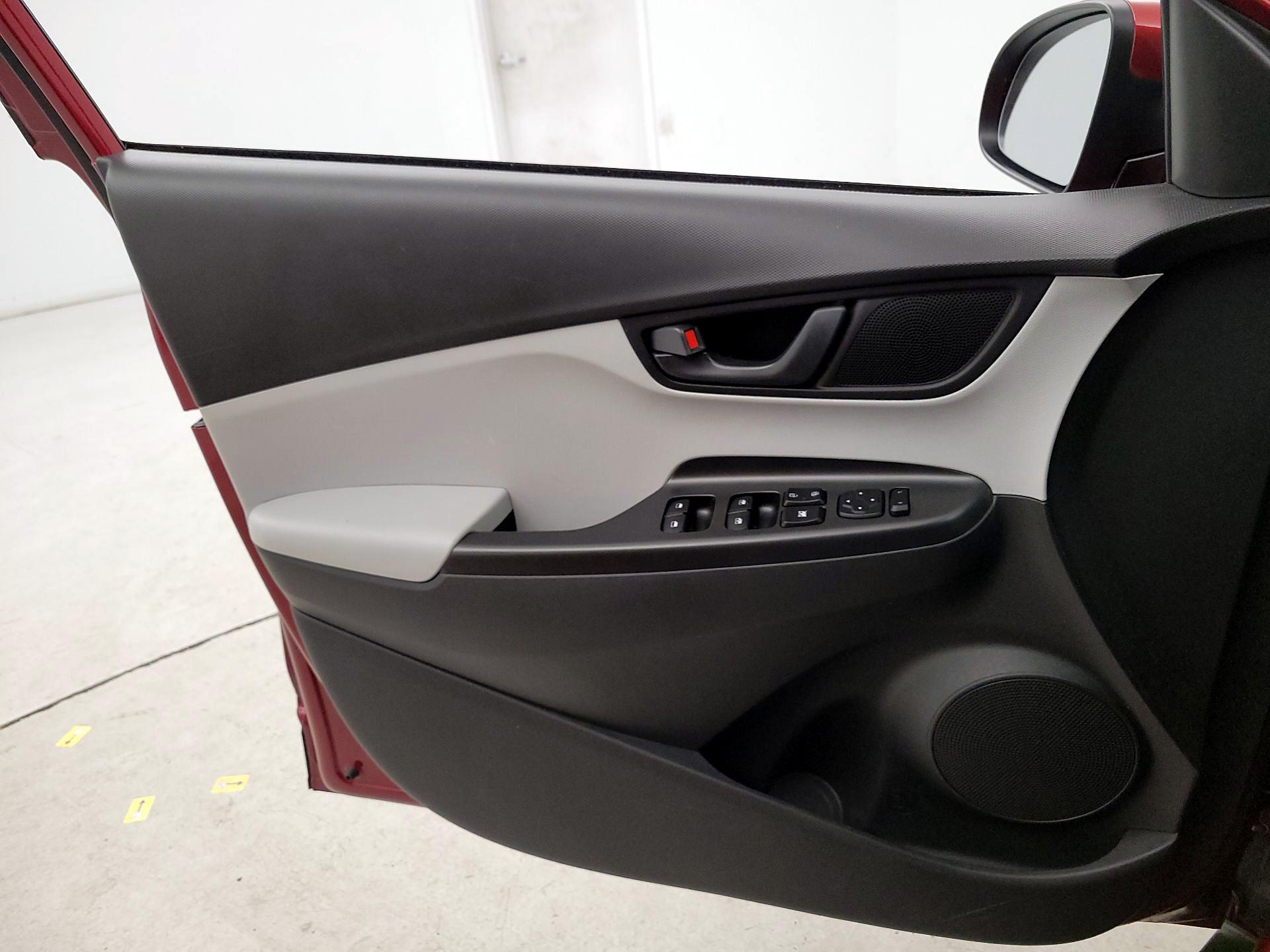 Thumbnail: 2023 Hyundai Kona - 12