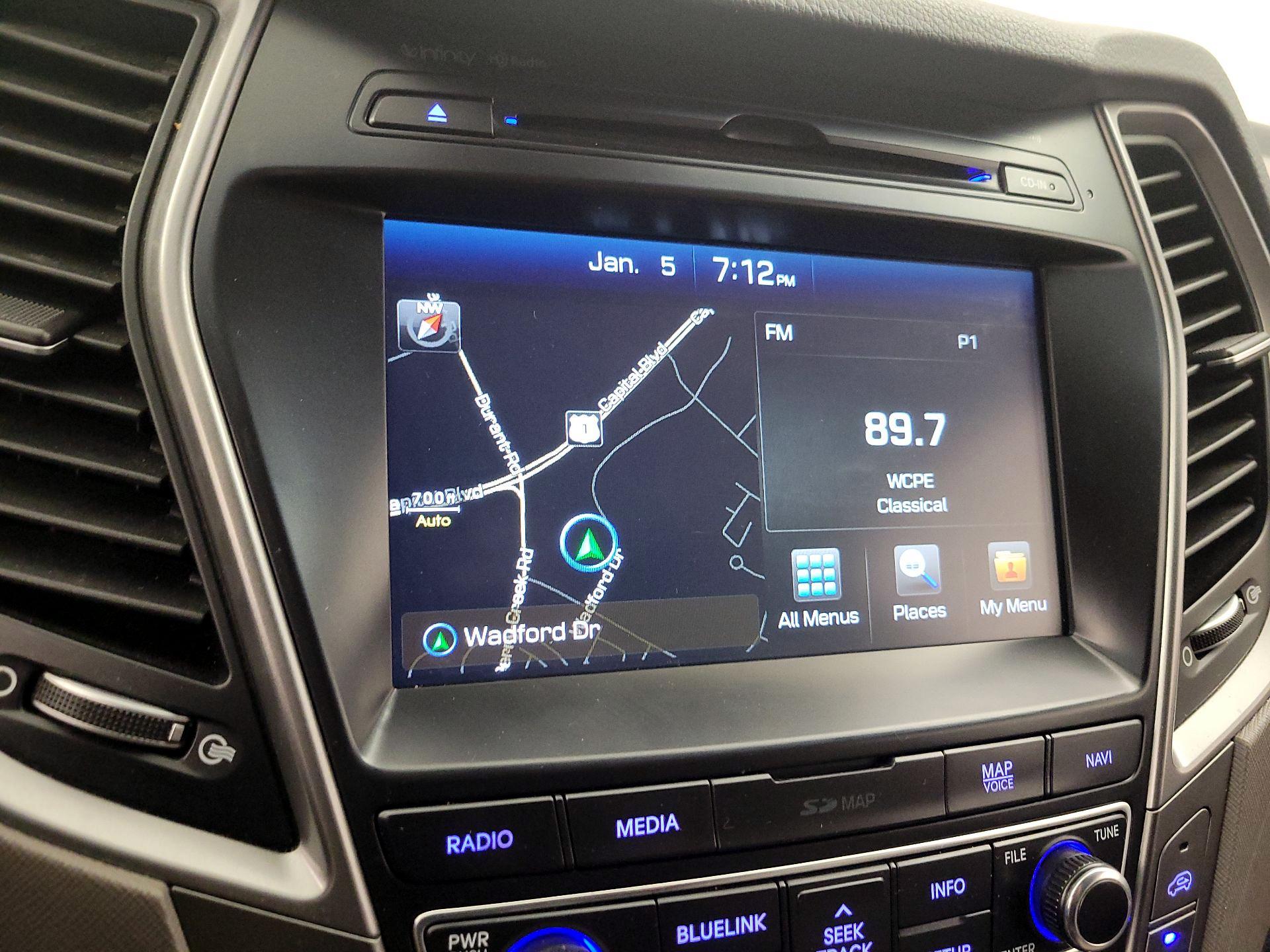 Thumbnail: 2017 Hyundai Santa Fe - 15