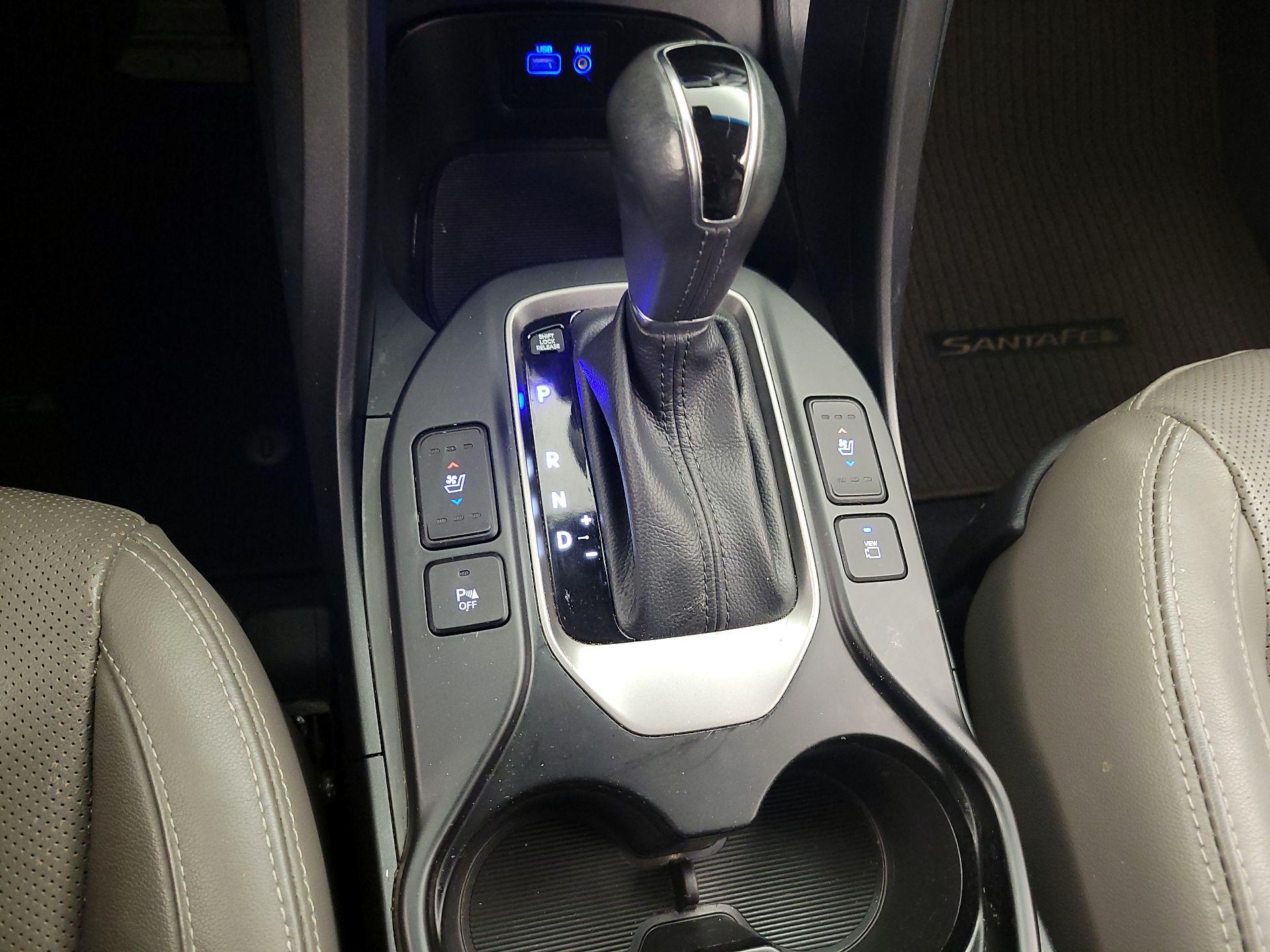 Thumbnail: 2017 Hyundai Santa Fe - 17