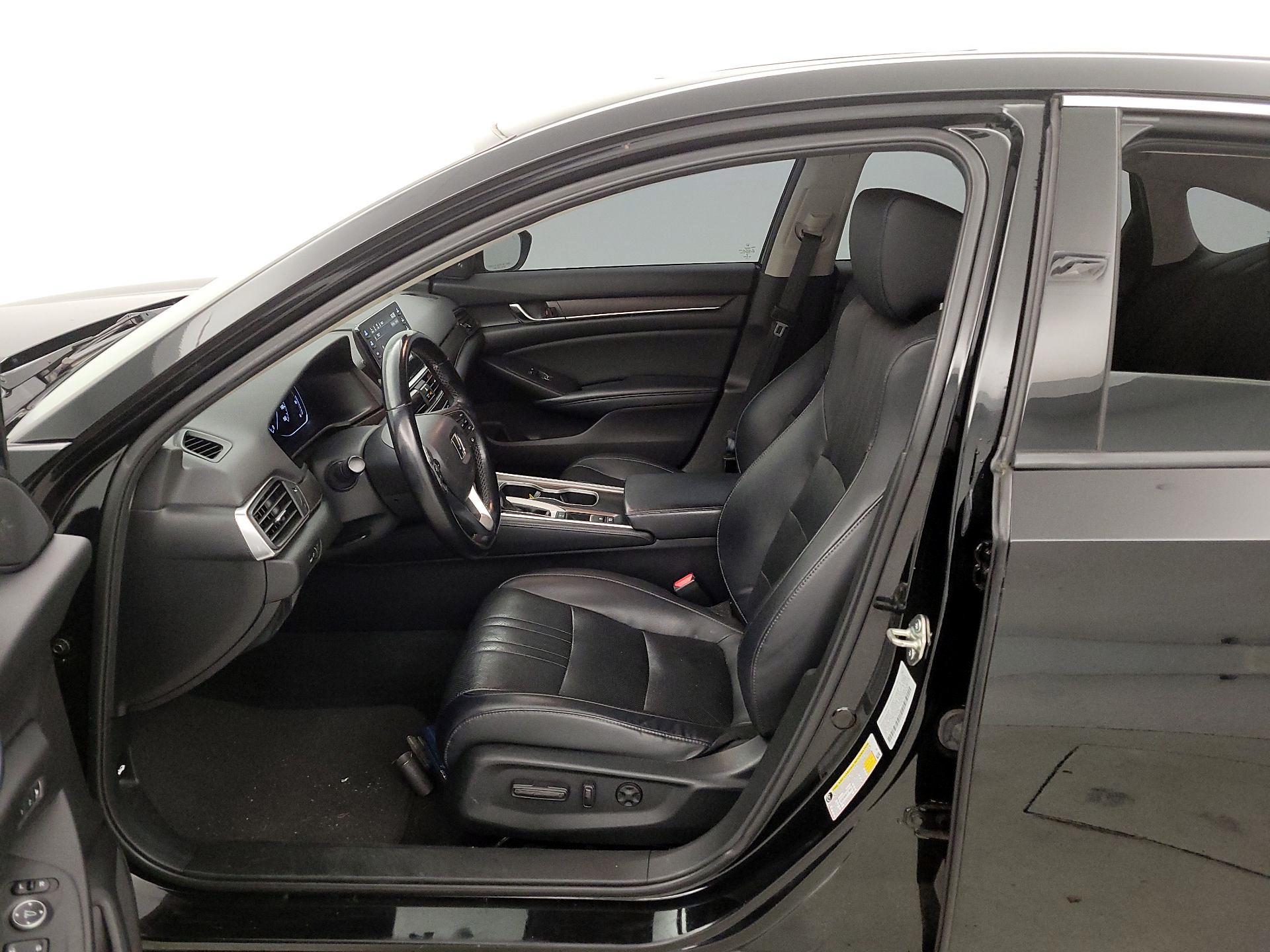 Thumbnail: 2018 Honda Accord - 11