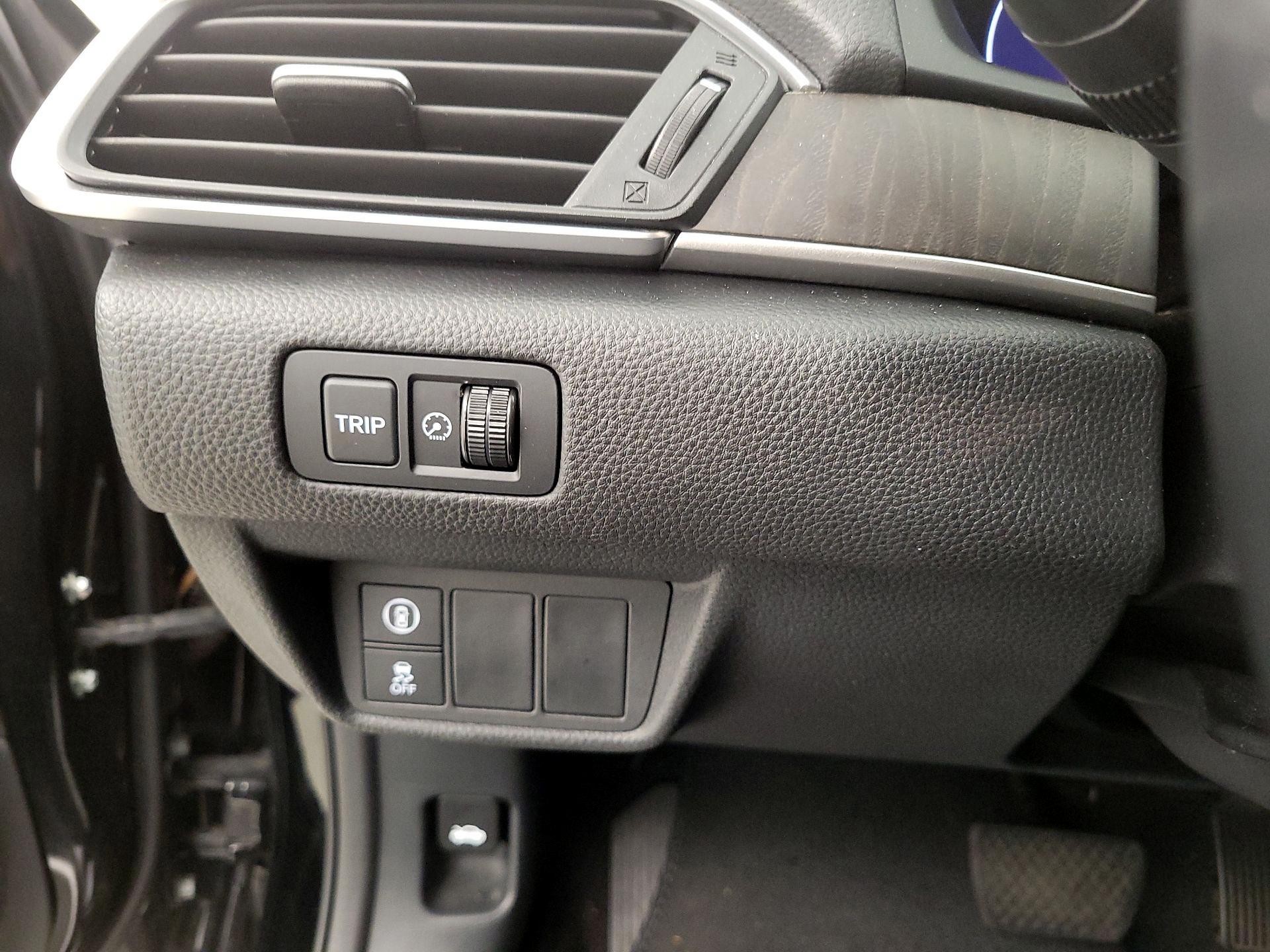 Thumbnail: 2018 Honda Accord - 13