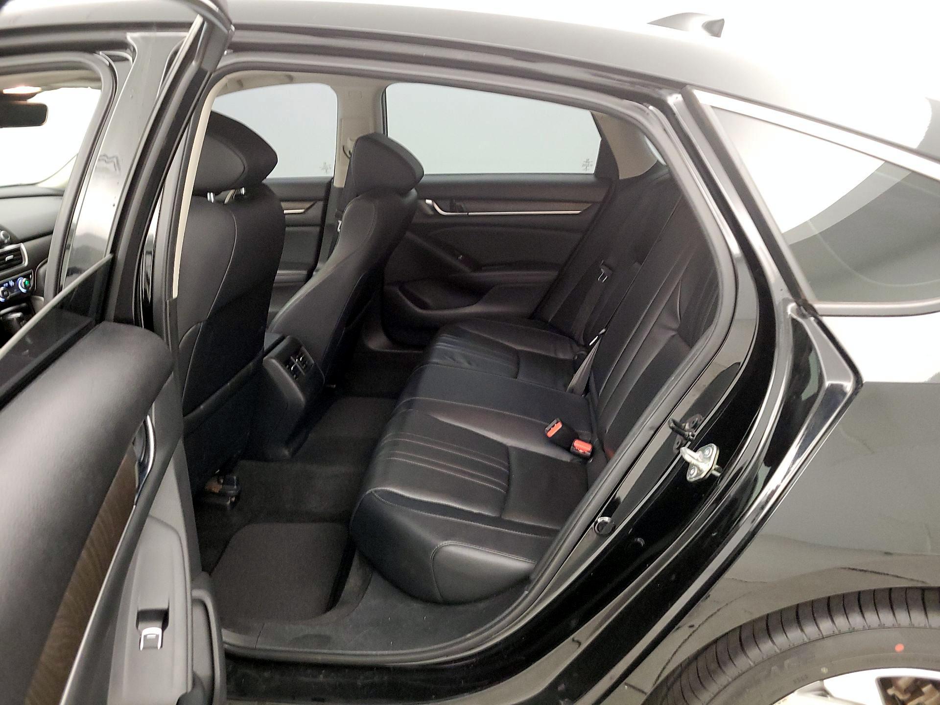 Thumbnail: 2018 Honda Accord - 19