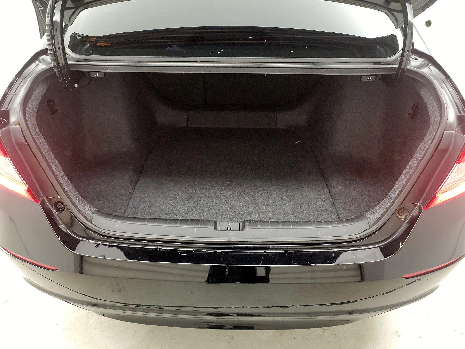 Thumbnail: 2018 Honda Accord - 20