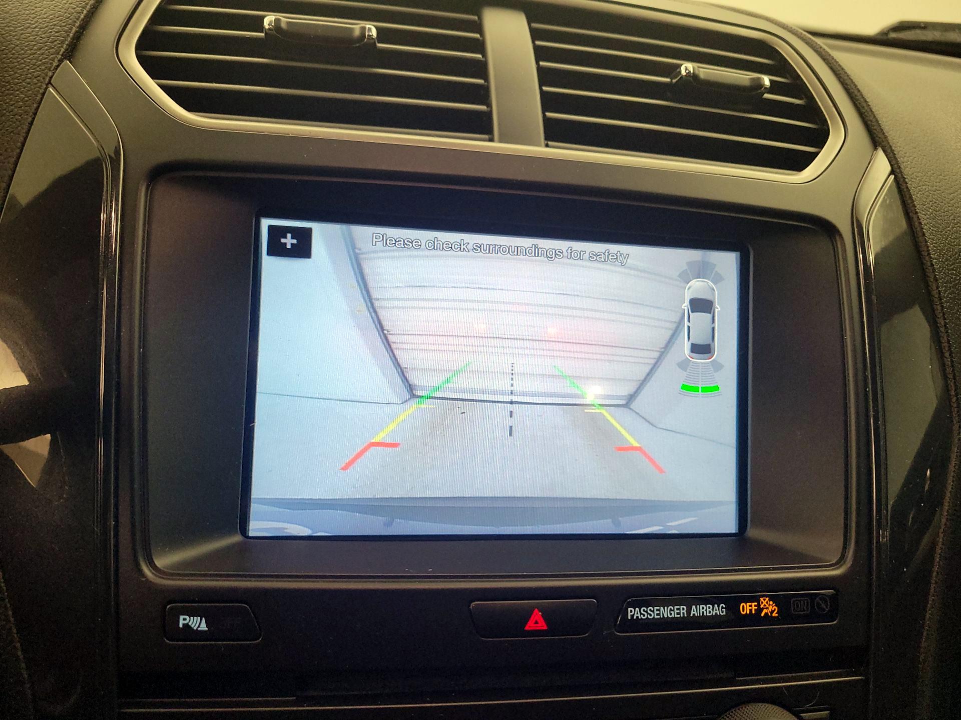 Thumbnail: 2018 Ford Explorer - 14