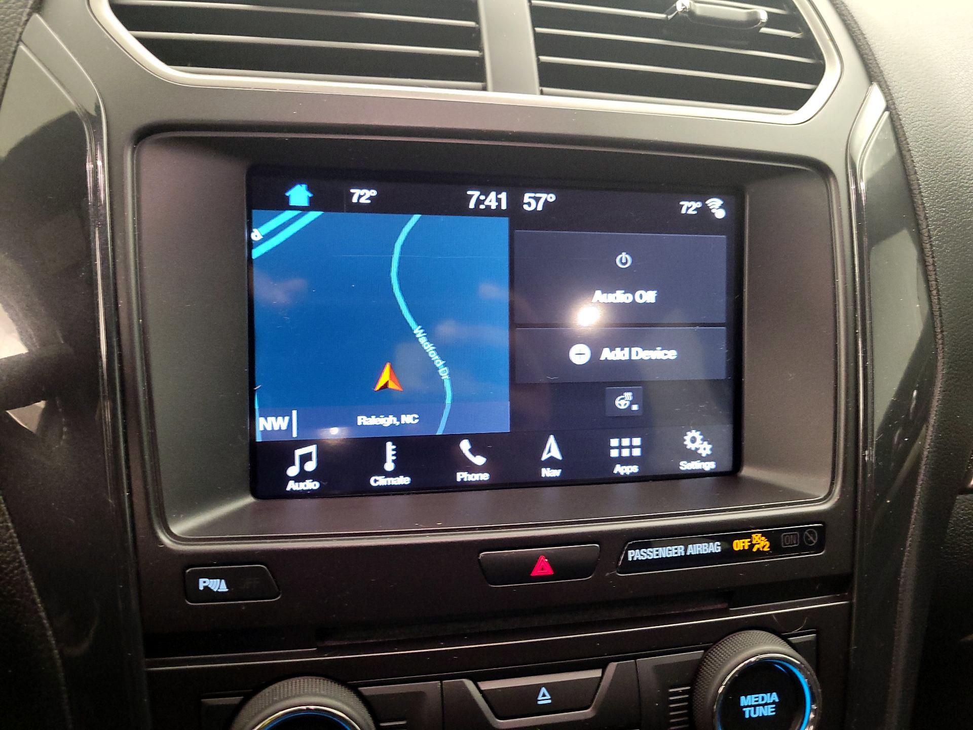 Thumbnail: 2018 Ford Explorer - 15