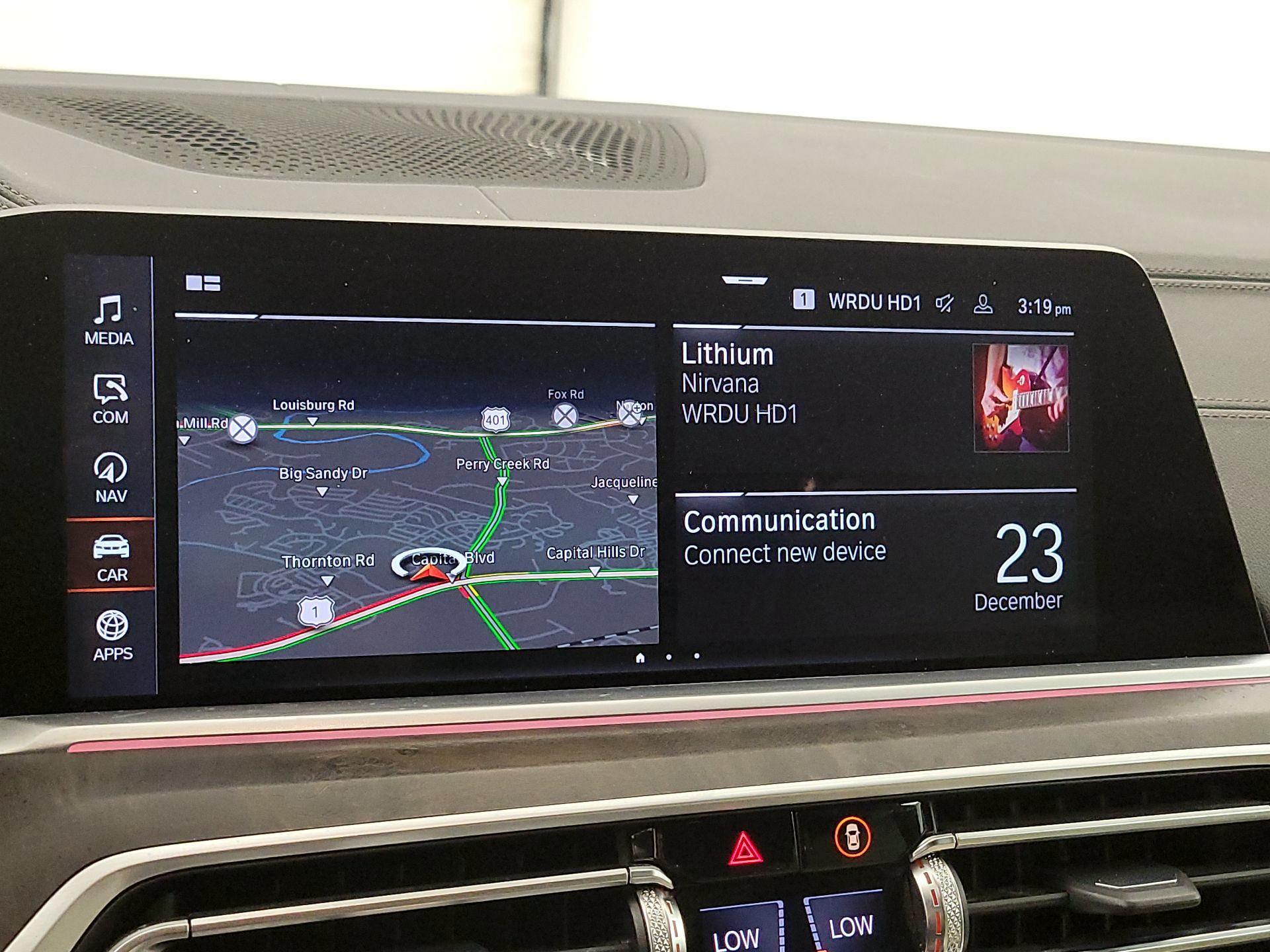 Thumbnail: 2022 BMW X5 - 15