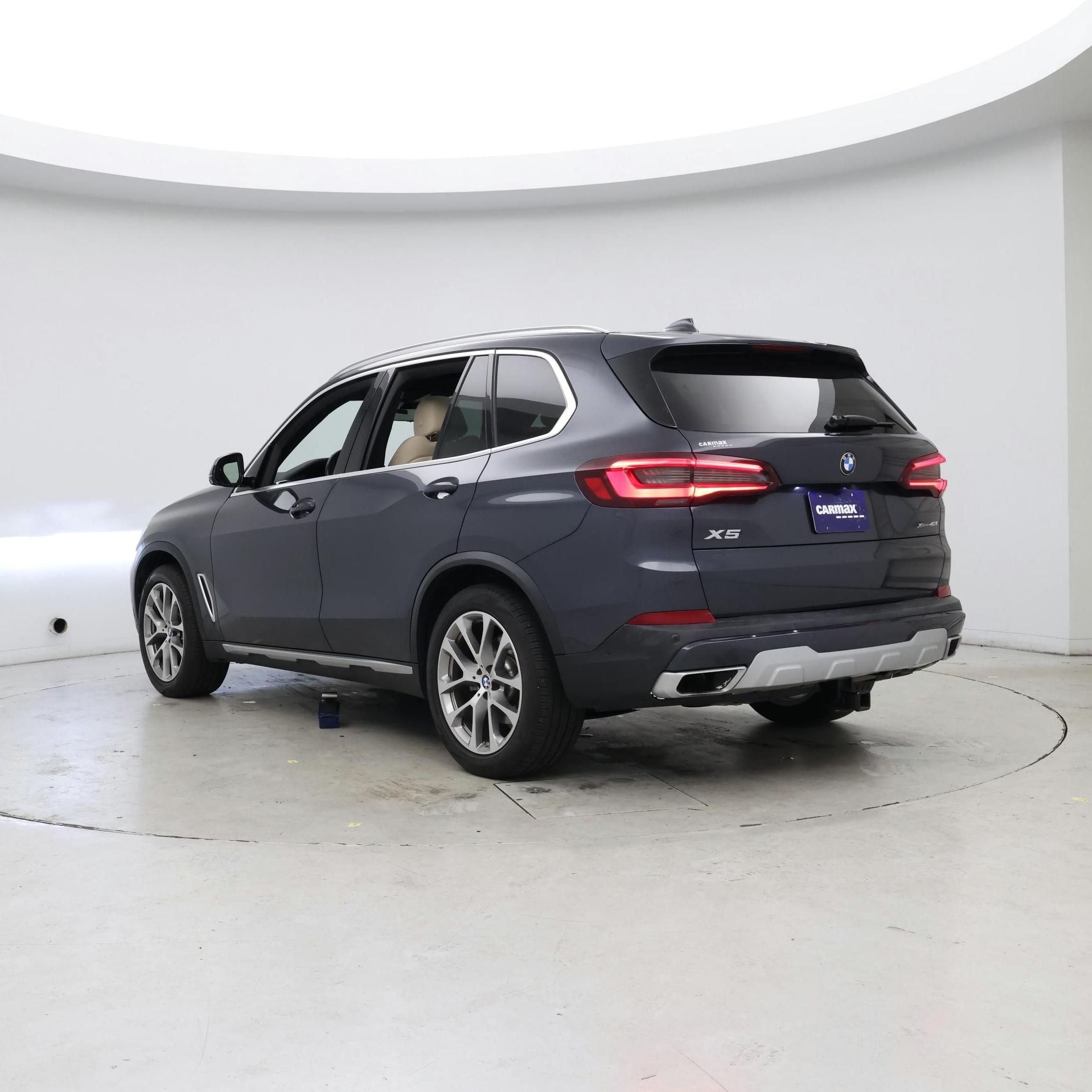 Thumbnail: 2022 BMW X5 - 2