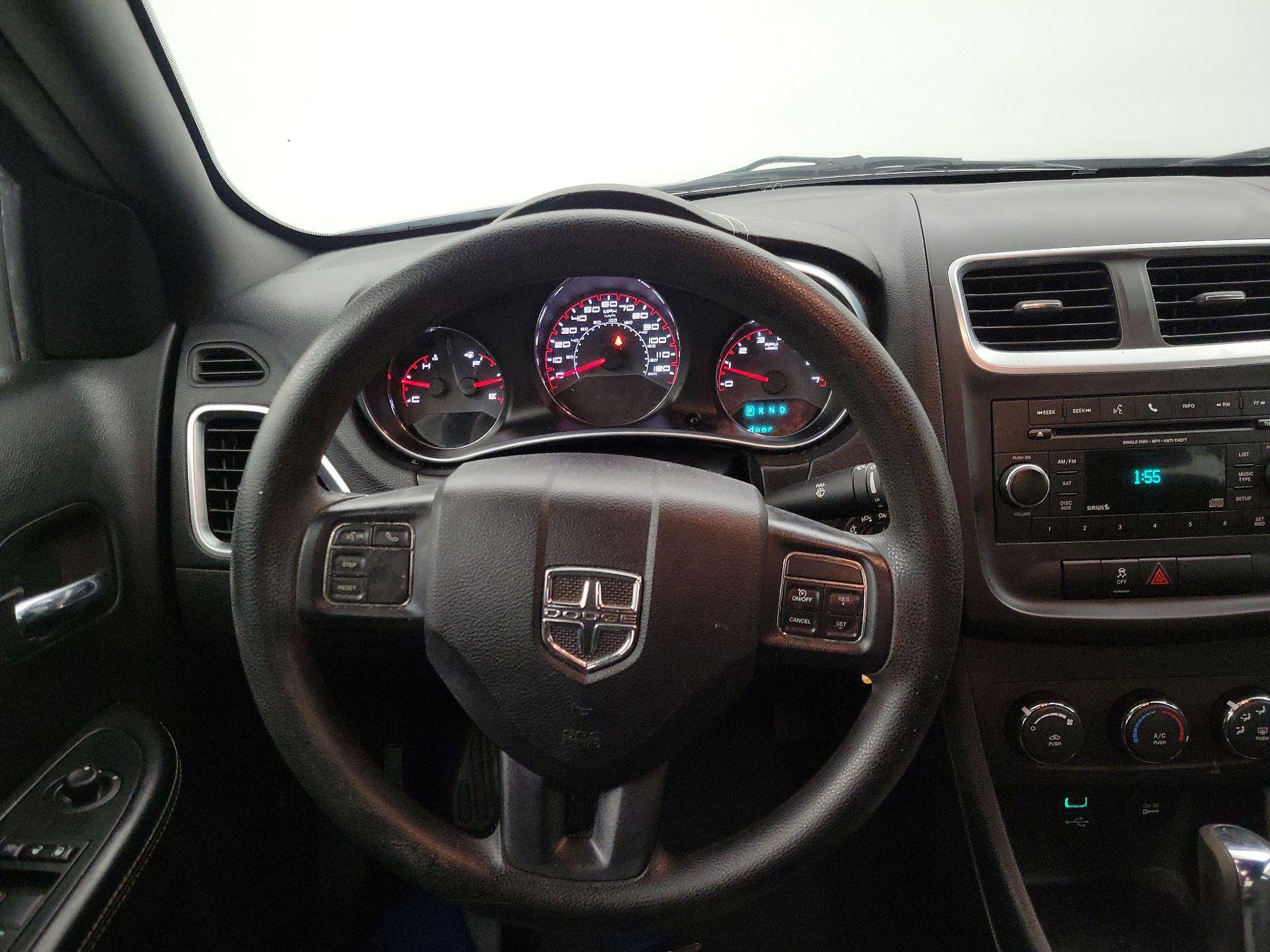 Thumbnail: 2014 Dodge Avenger - 10