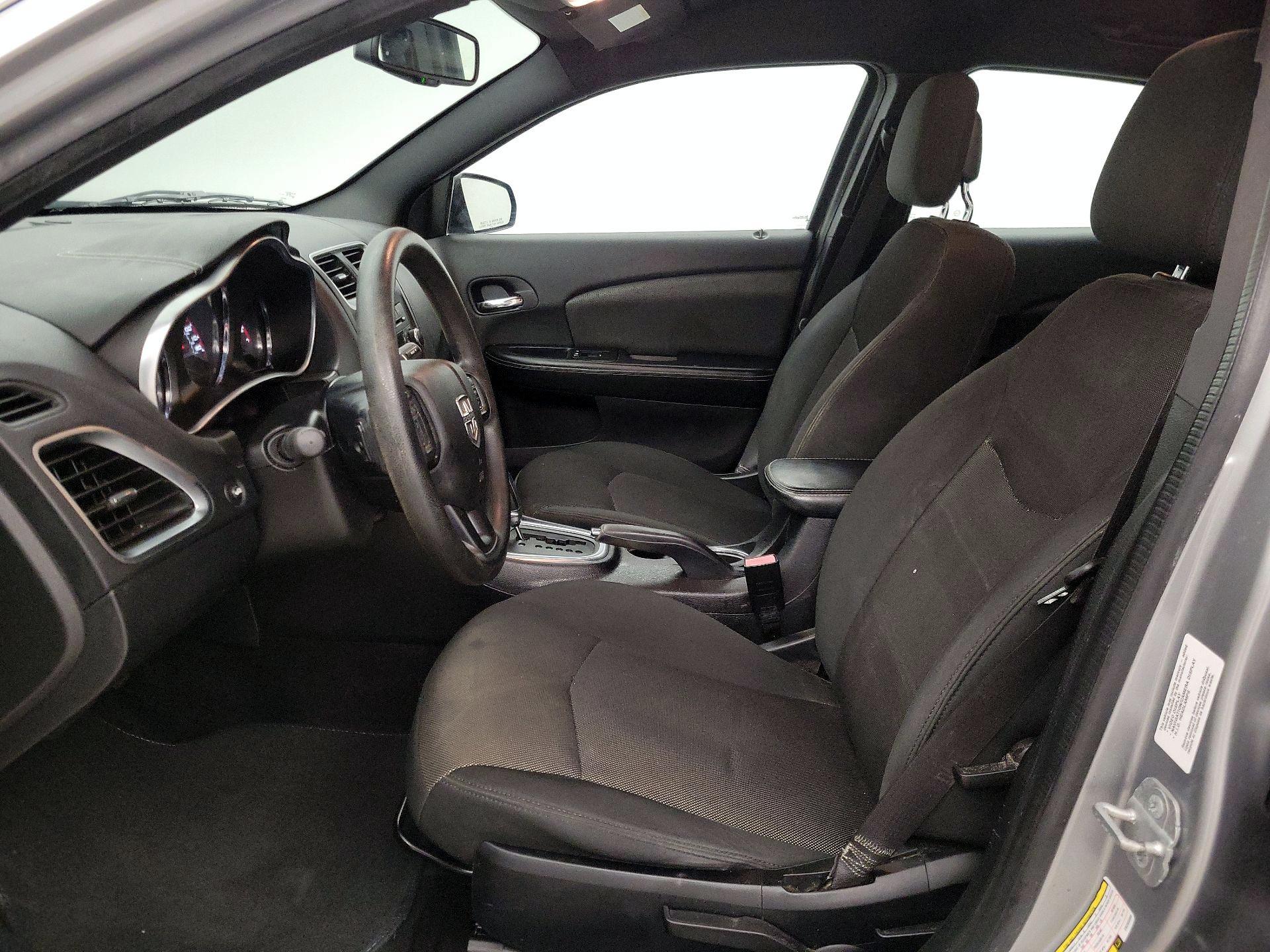 Thumbnail: 2014 Dodge Avenger - 11