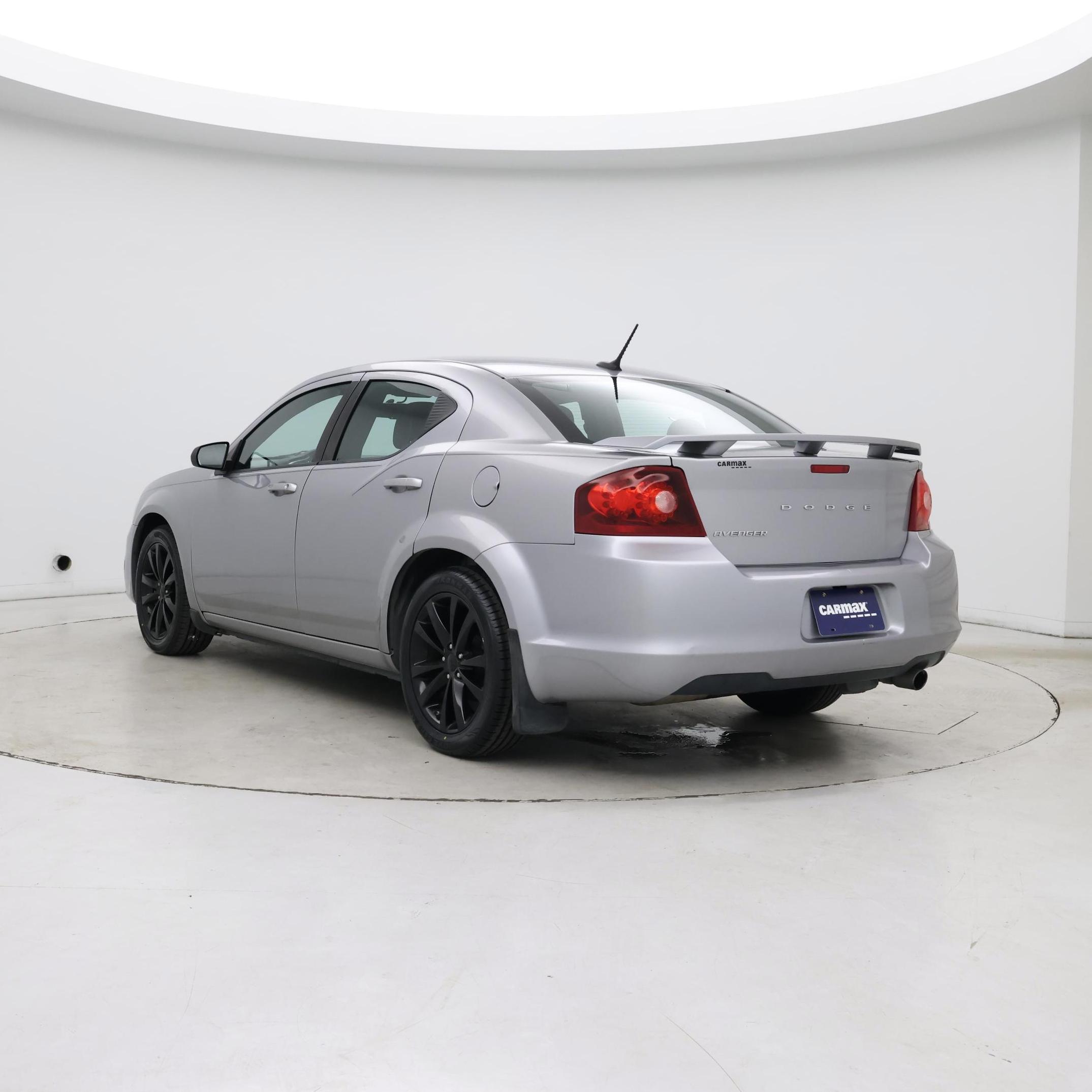 Thumbnail: 2014 Dodge Avenger - 2