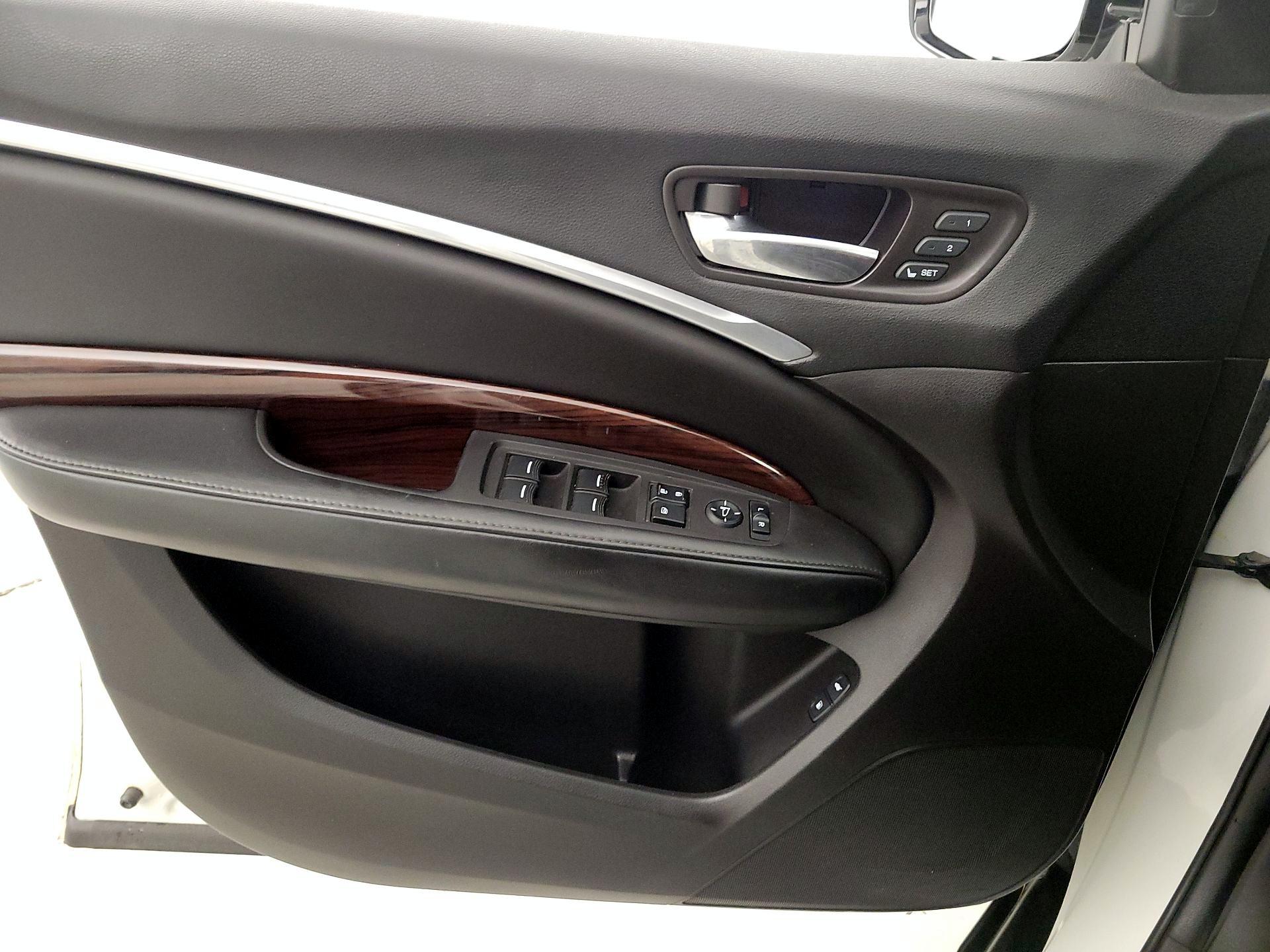 Thumbnail: 2016 Acura MDX - 12