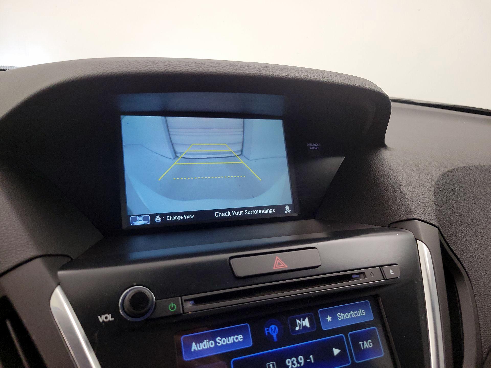 Thumbnail: 2016 Acura MDX - 14