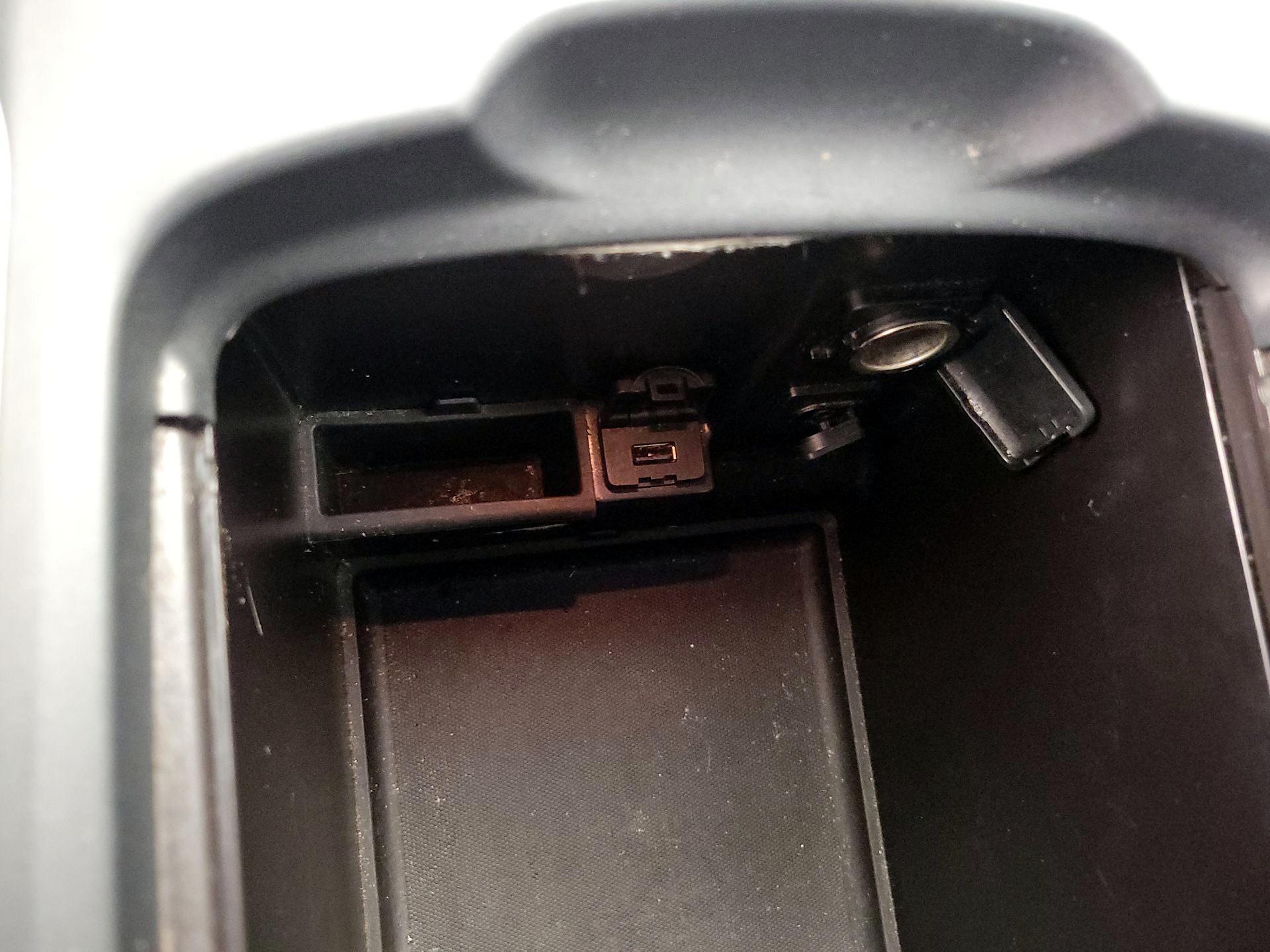 Thumbnail: 2016 Acura MDX - 18