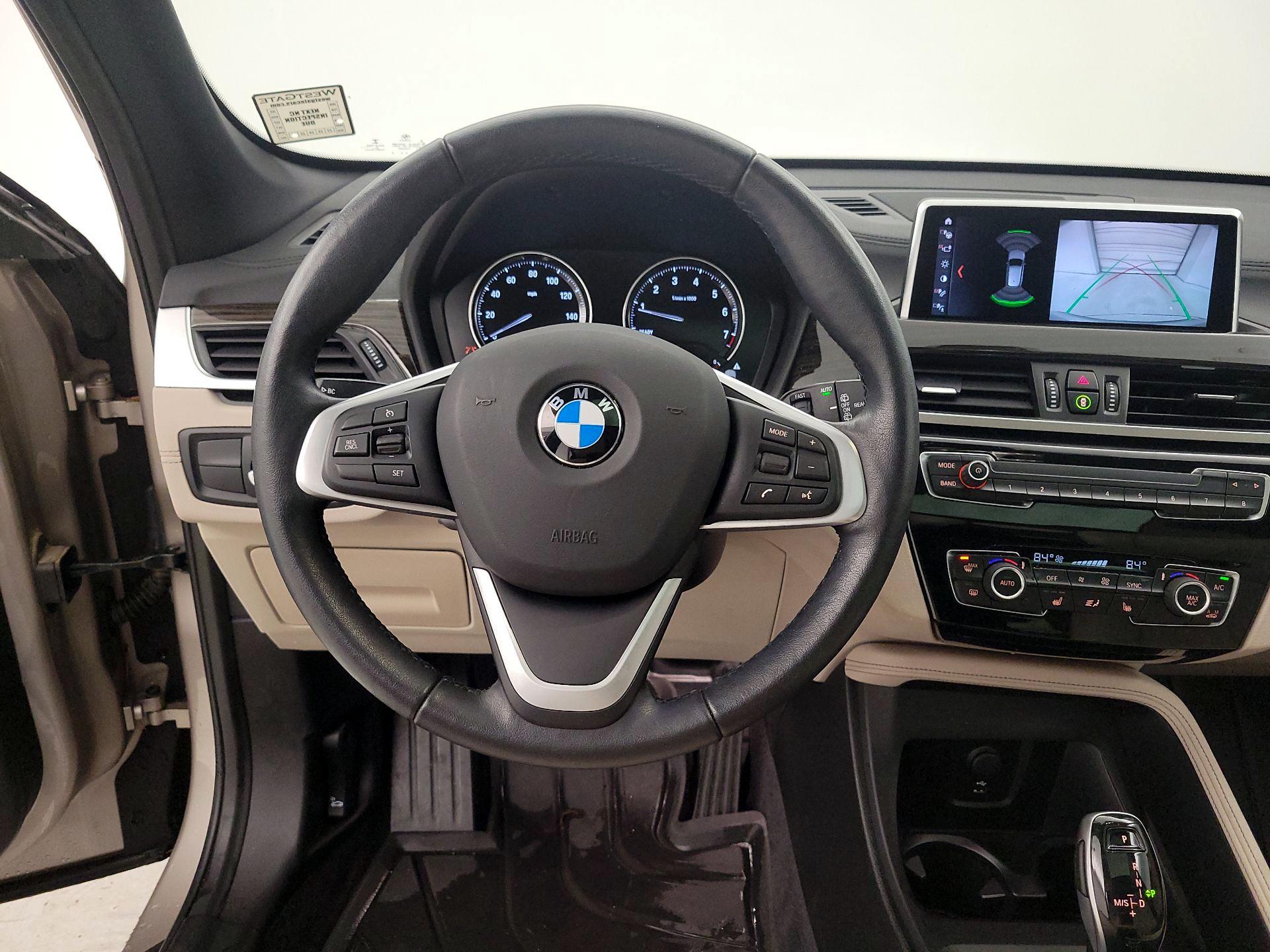 Thumbnail: 2021 BMW X1 - 10