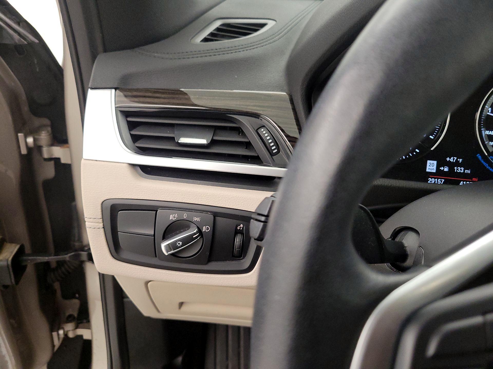 Thumbnail: 2021 BMW X1 - 13