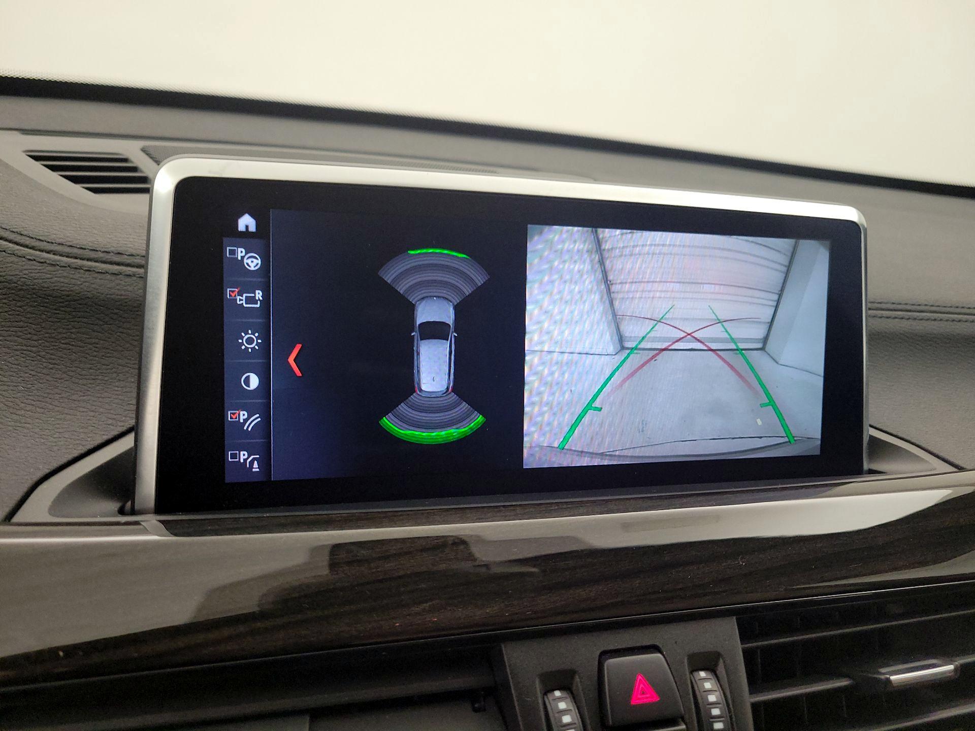 Thumbnail: 2021 BMW X1 - 14