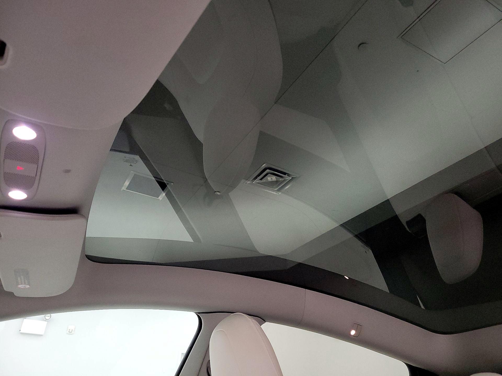 Thumbnail: 2021 Tesla Model Y - 19