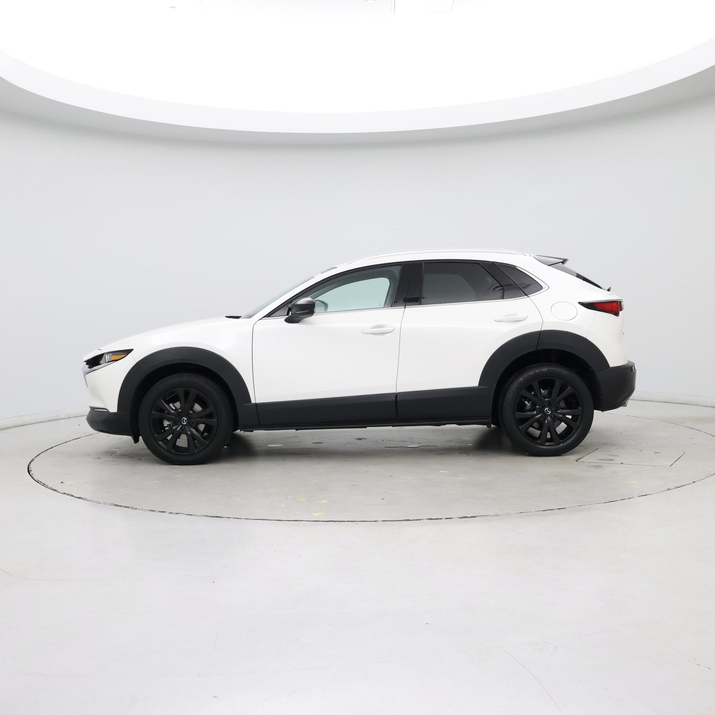 Thumbnail: 2022 Mazda CX-30 - 3