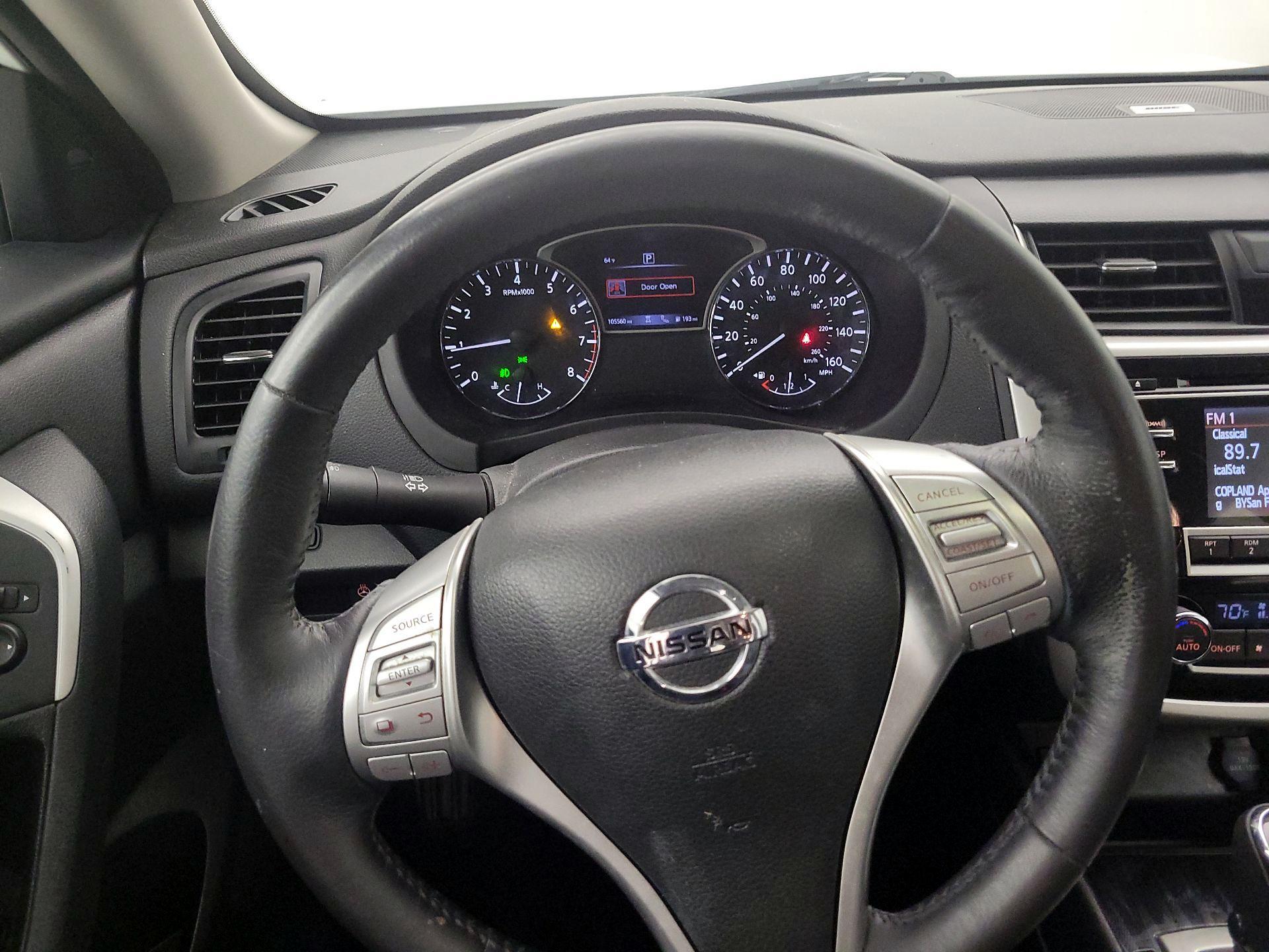 Thumbnail: 2018 Nissan Altima - 10