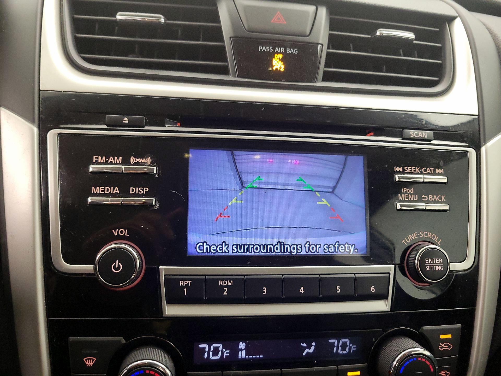 Thumbnail: 2018 Nissan Altima - 14