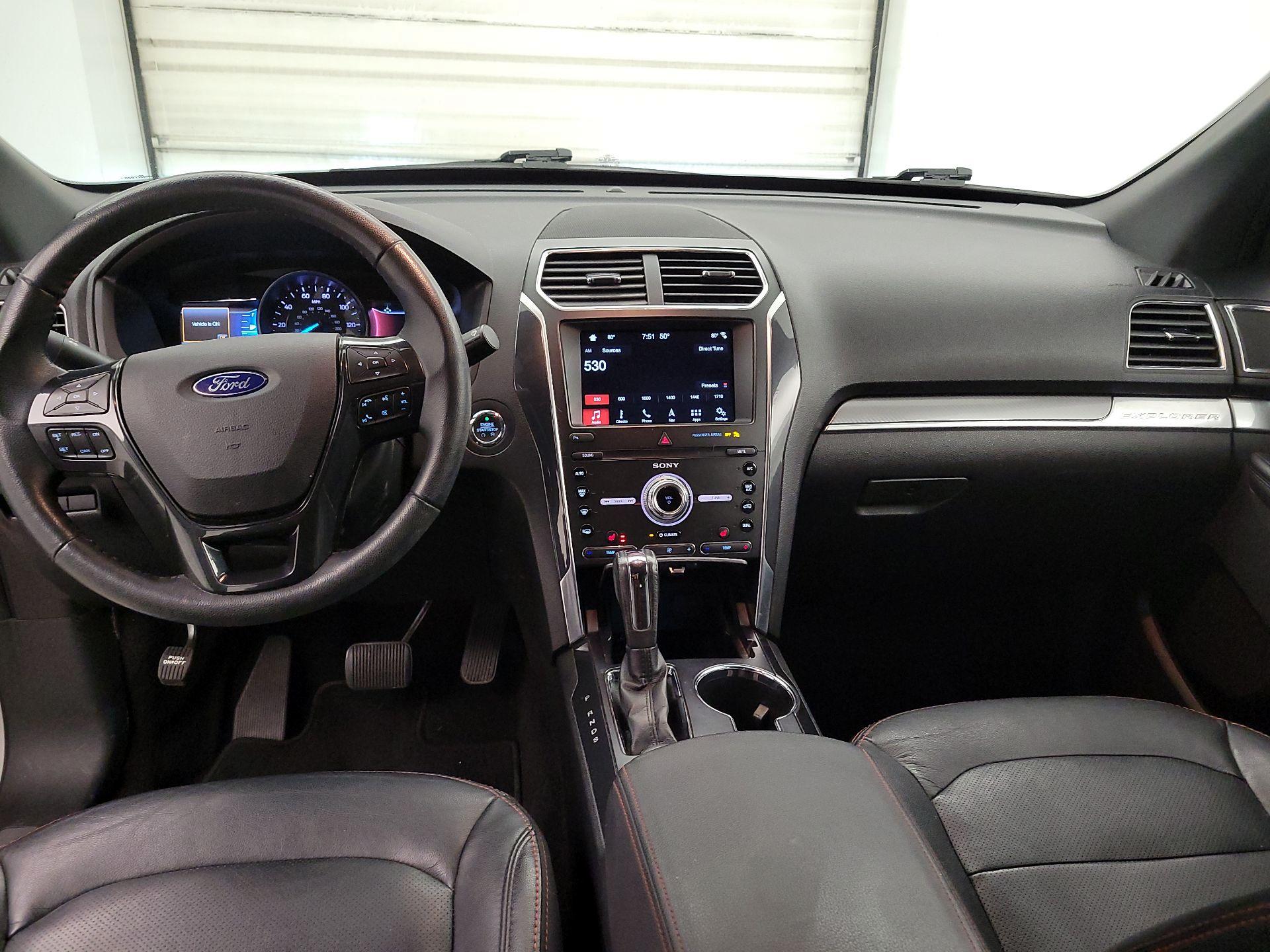 Thumbnail: 2019 Ford Explorer - 9