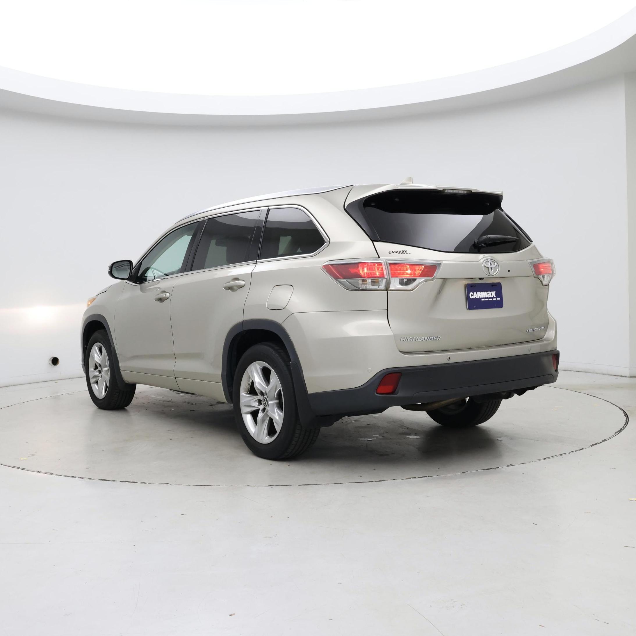 Thumbnail: 2016 Toyota Highlander - 2