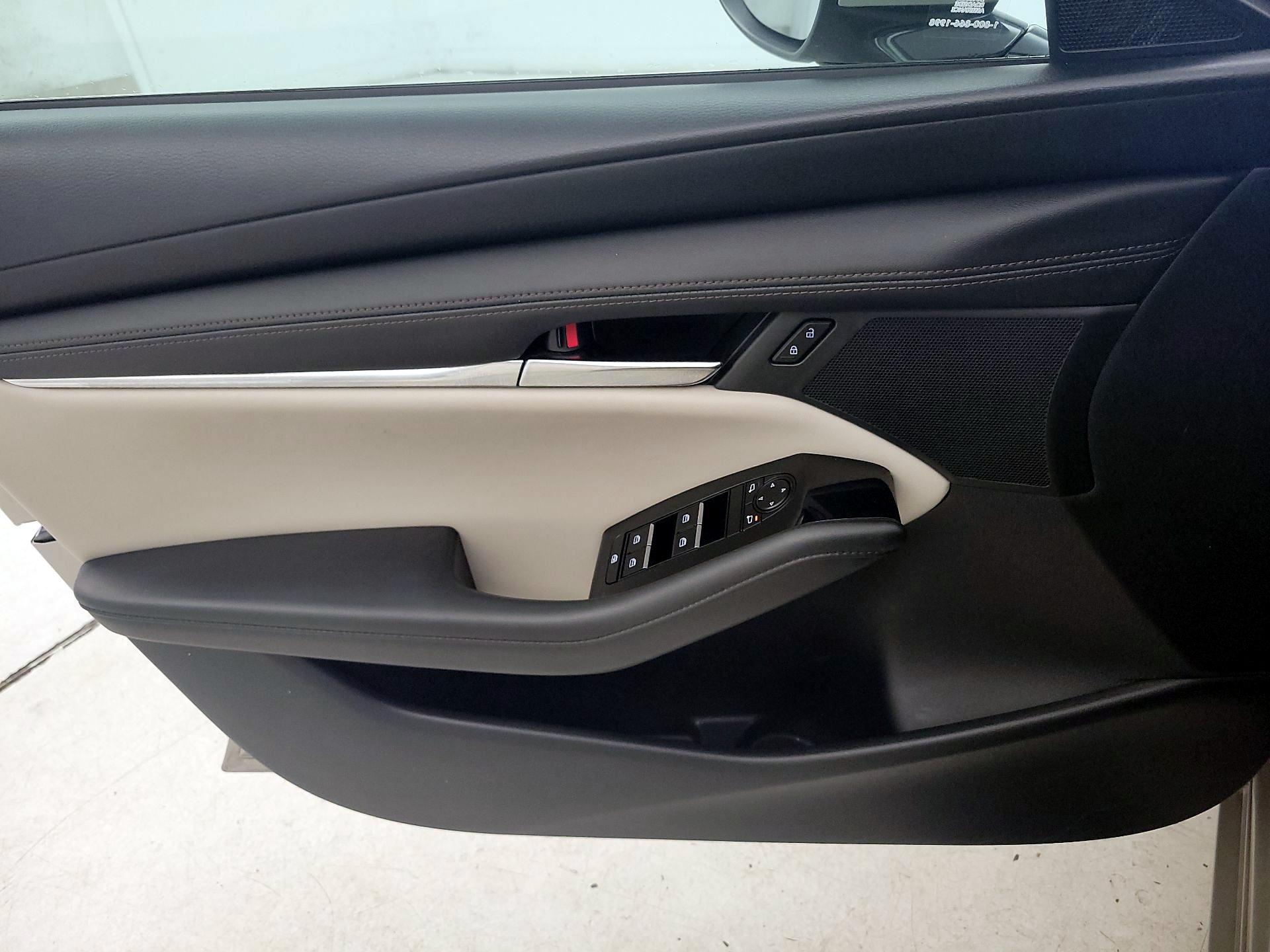 Thumbnail: 2024 Mazda Mazda3 - 12