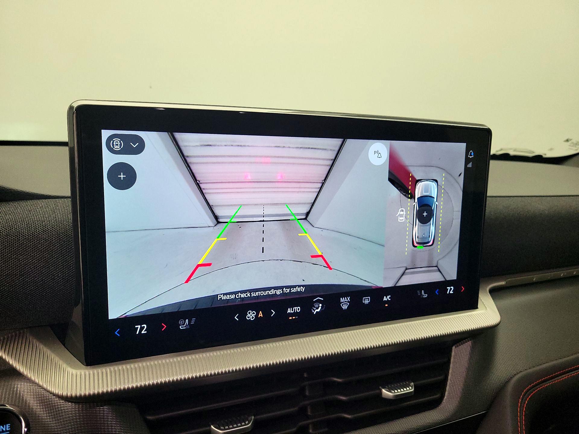 Thumbnail: 2025 Ford Explorer - 14