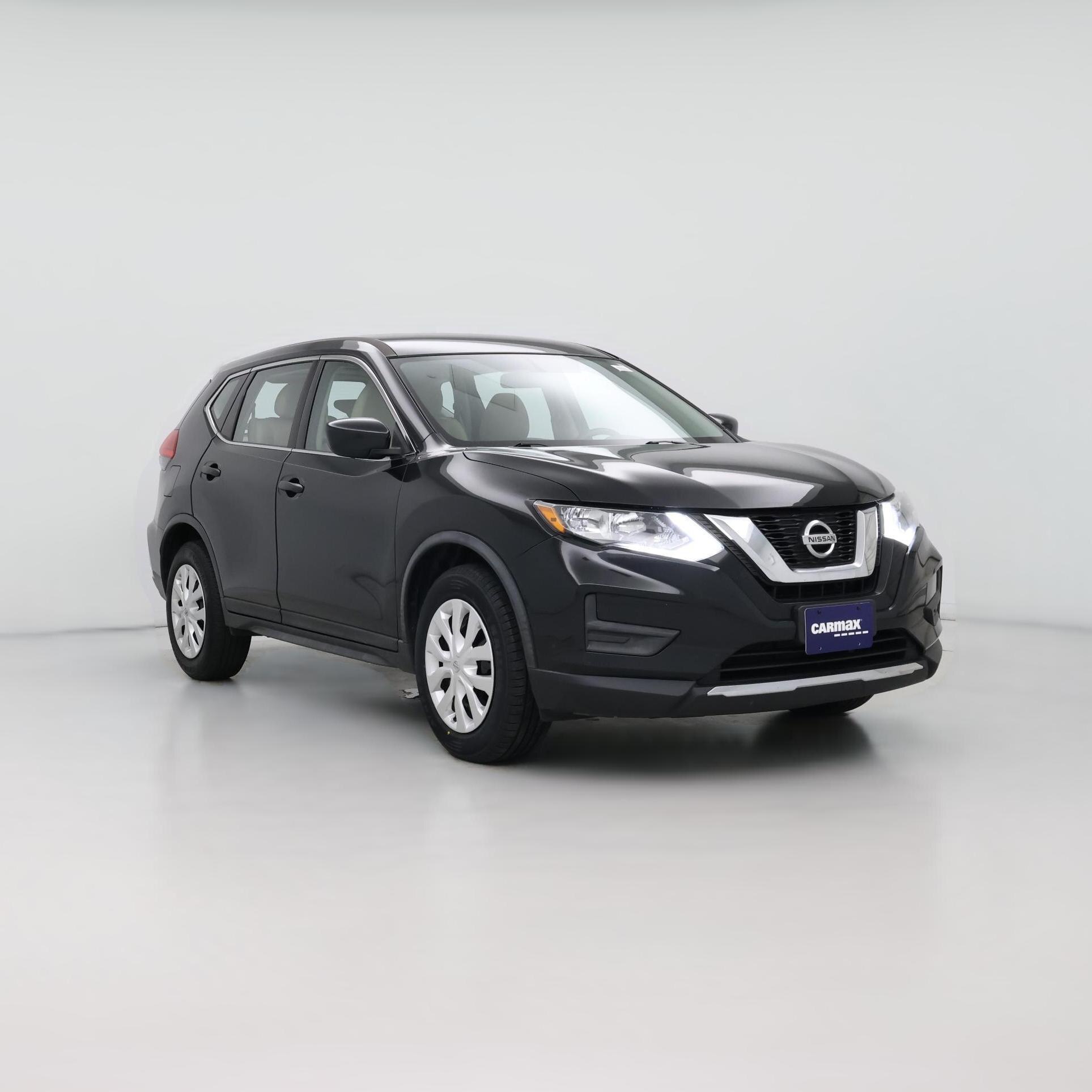 Thumbnail: 2017 Nissan Rogue - 1