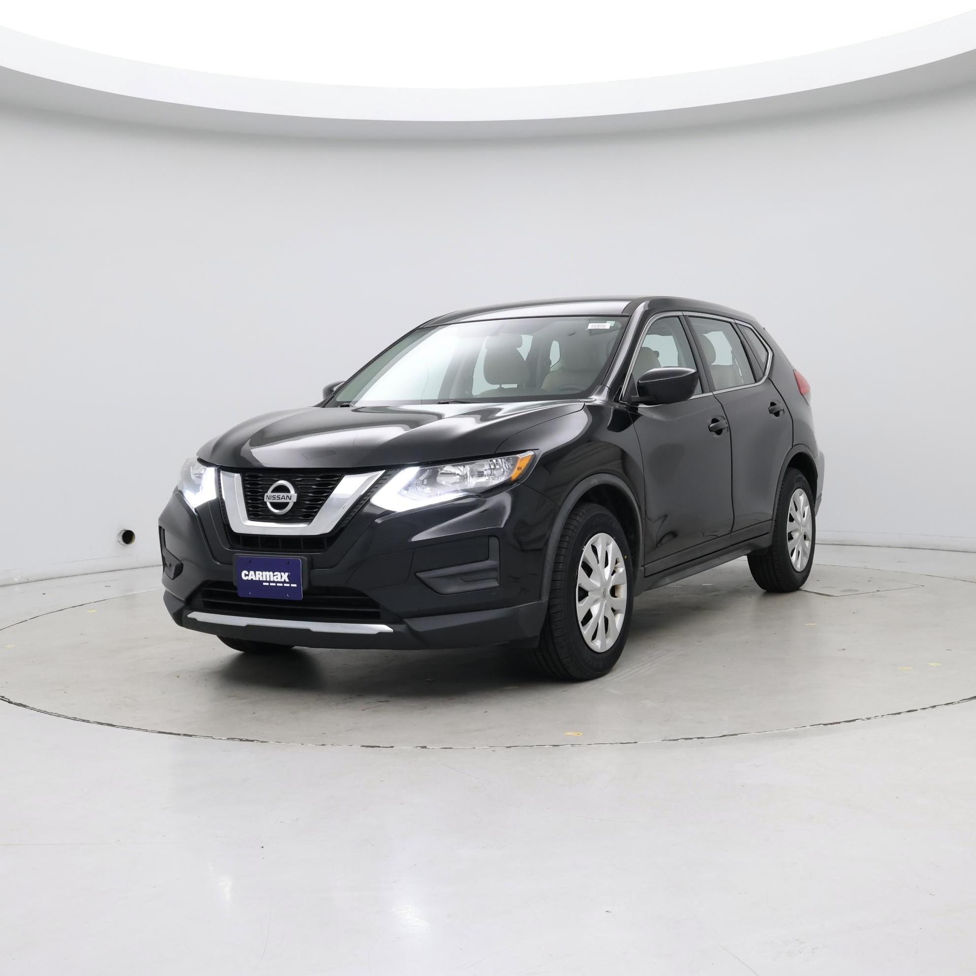Thumbnail: 2017 Nissan Rogue - 4