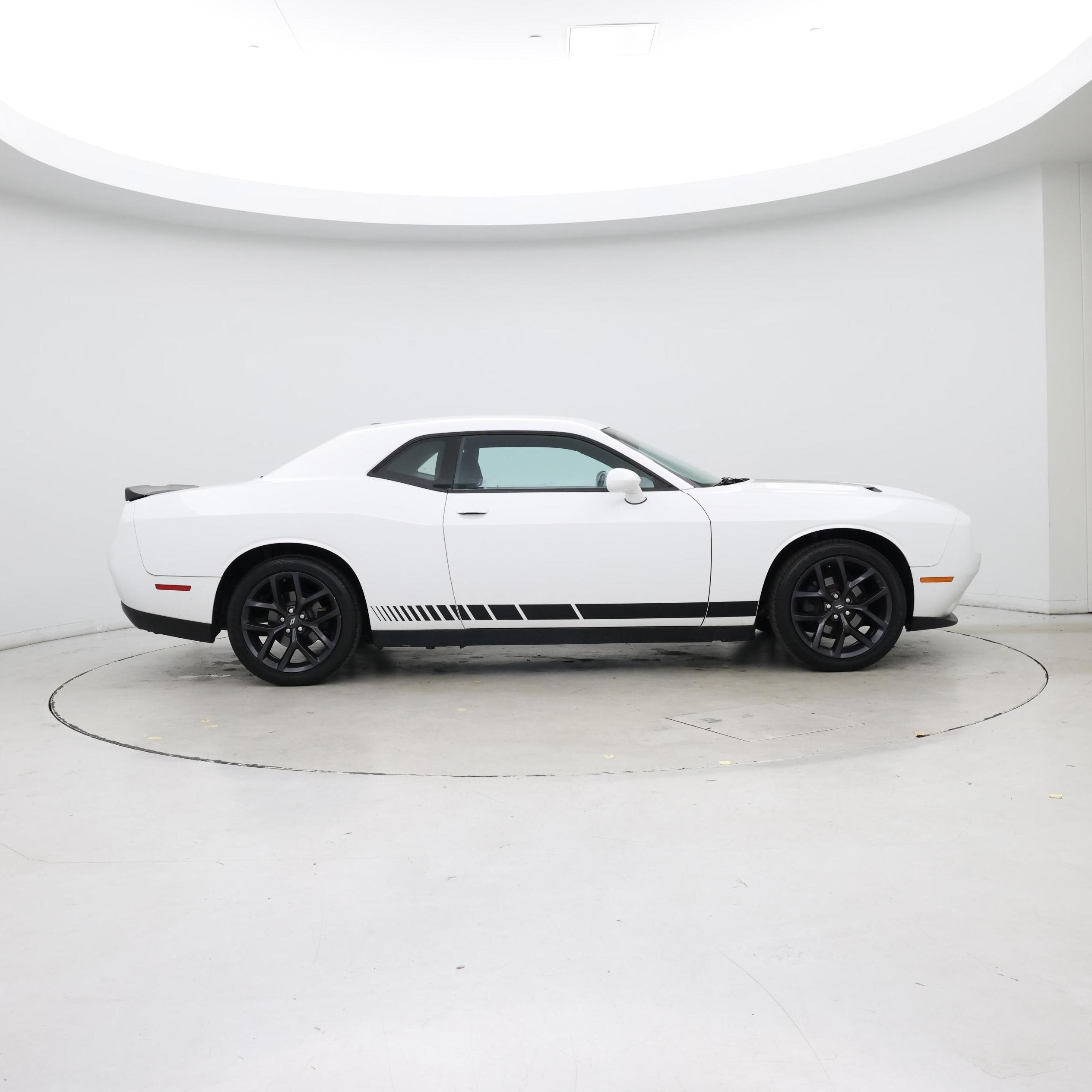 Thumbnail: 2020 Dodge Challenger - 7