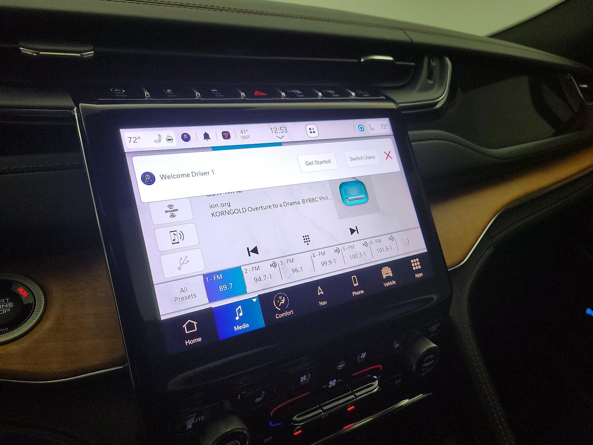 Thumbnail: 2023 Jeep Grand Cherokee - 15