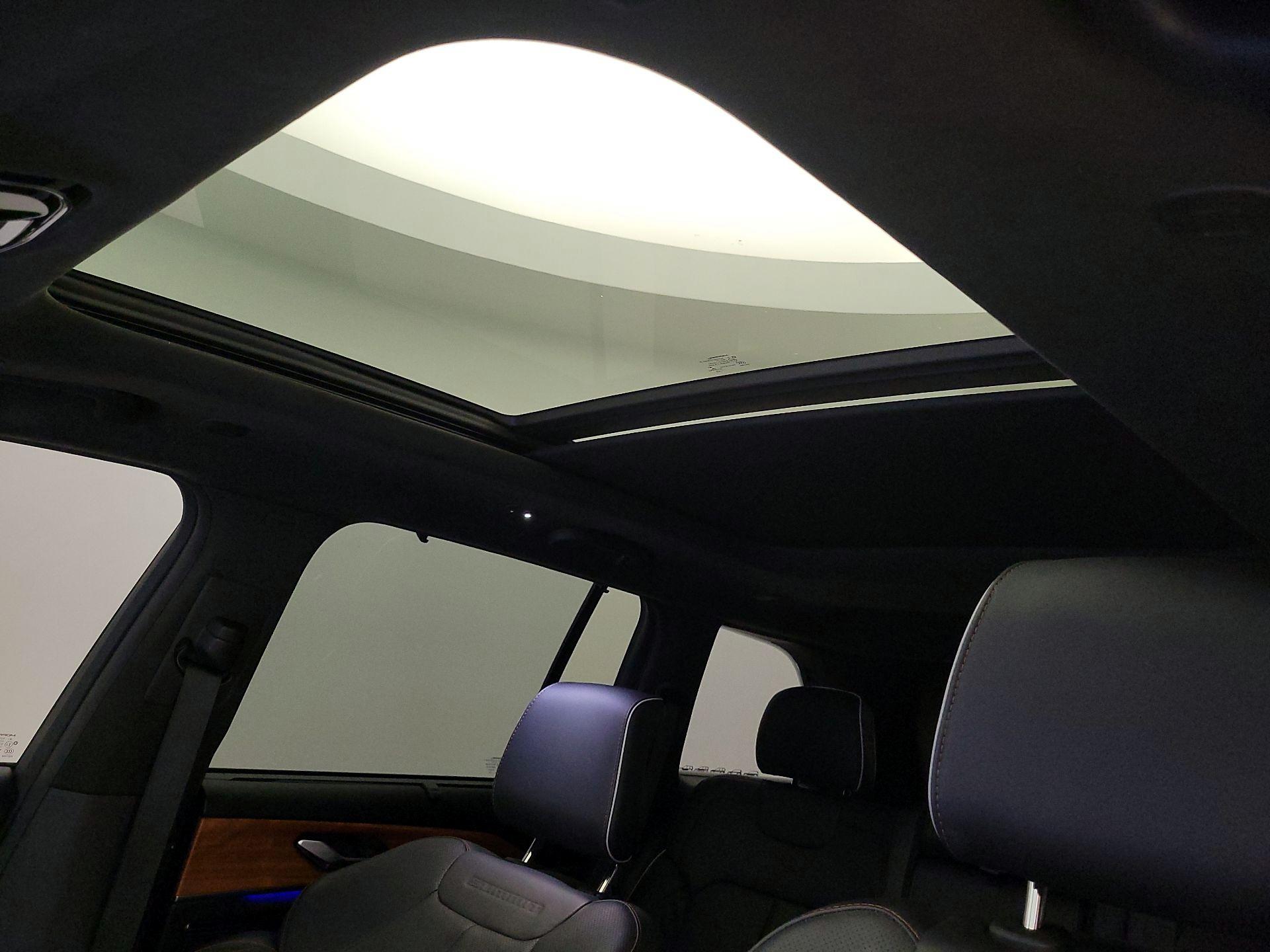 Thumbnail: 2023 Jeep Grand Cherokee - 19