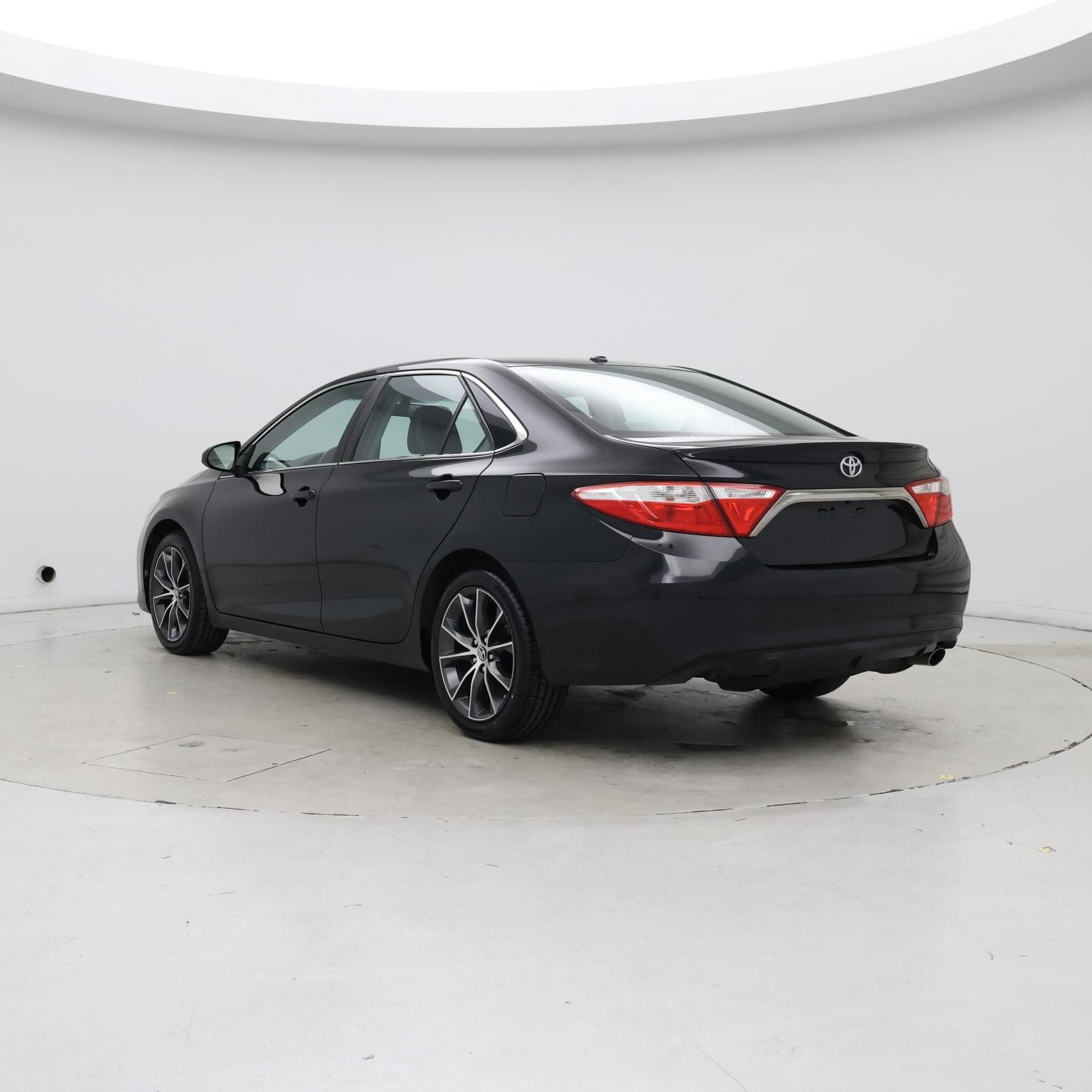 Thumbnail: 2015 Toyota Camry - 2