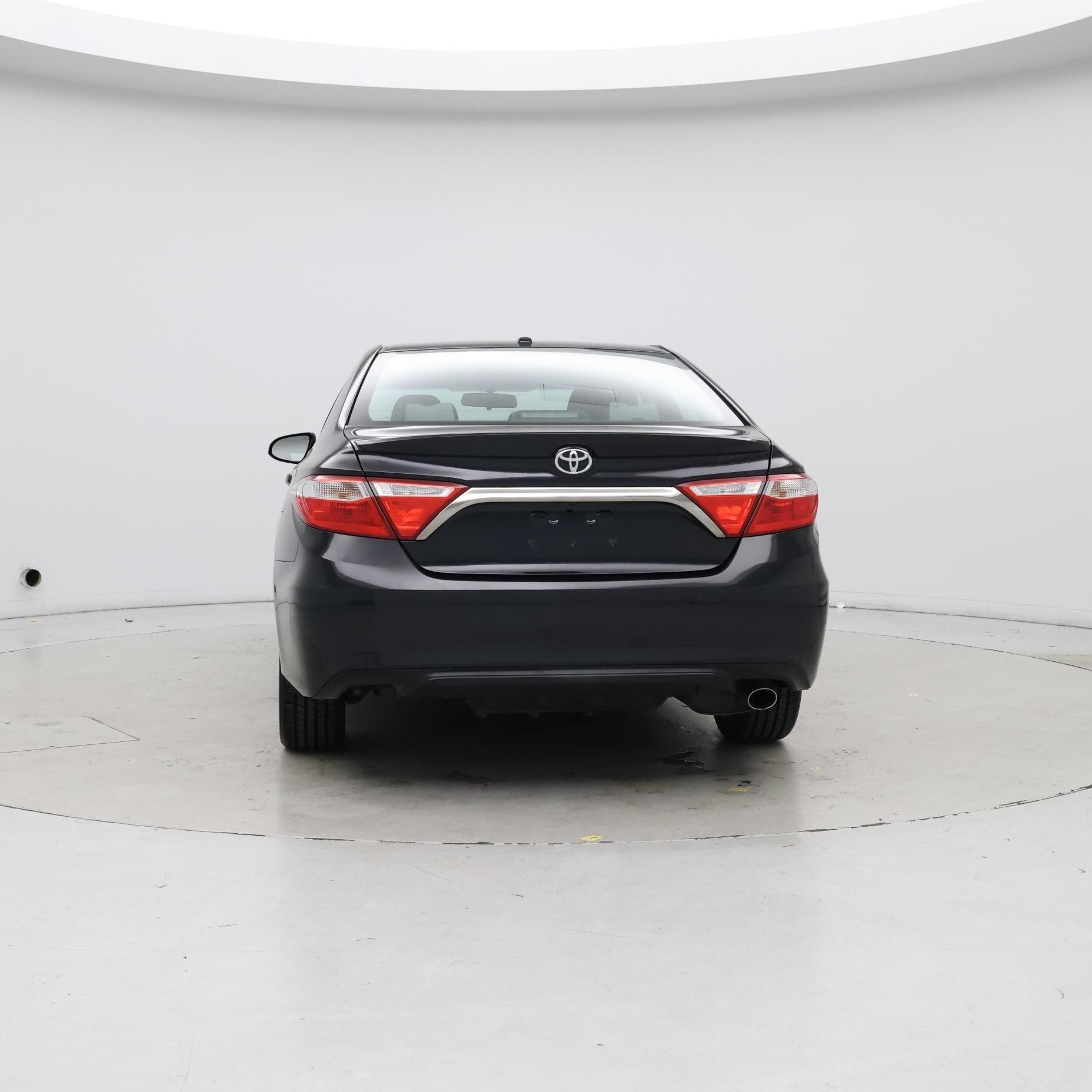 Thumbnail: 2015 Toyota Camry - 6