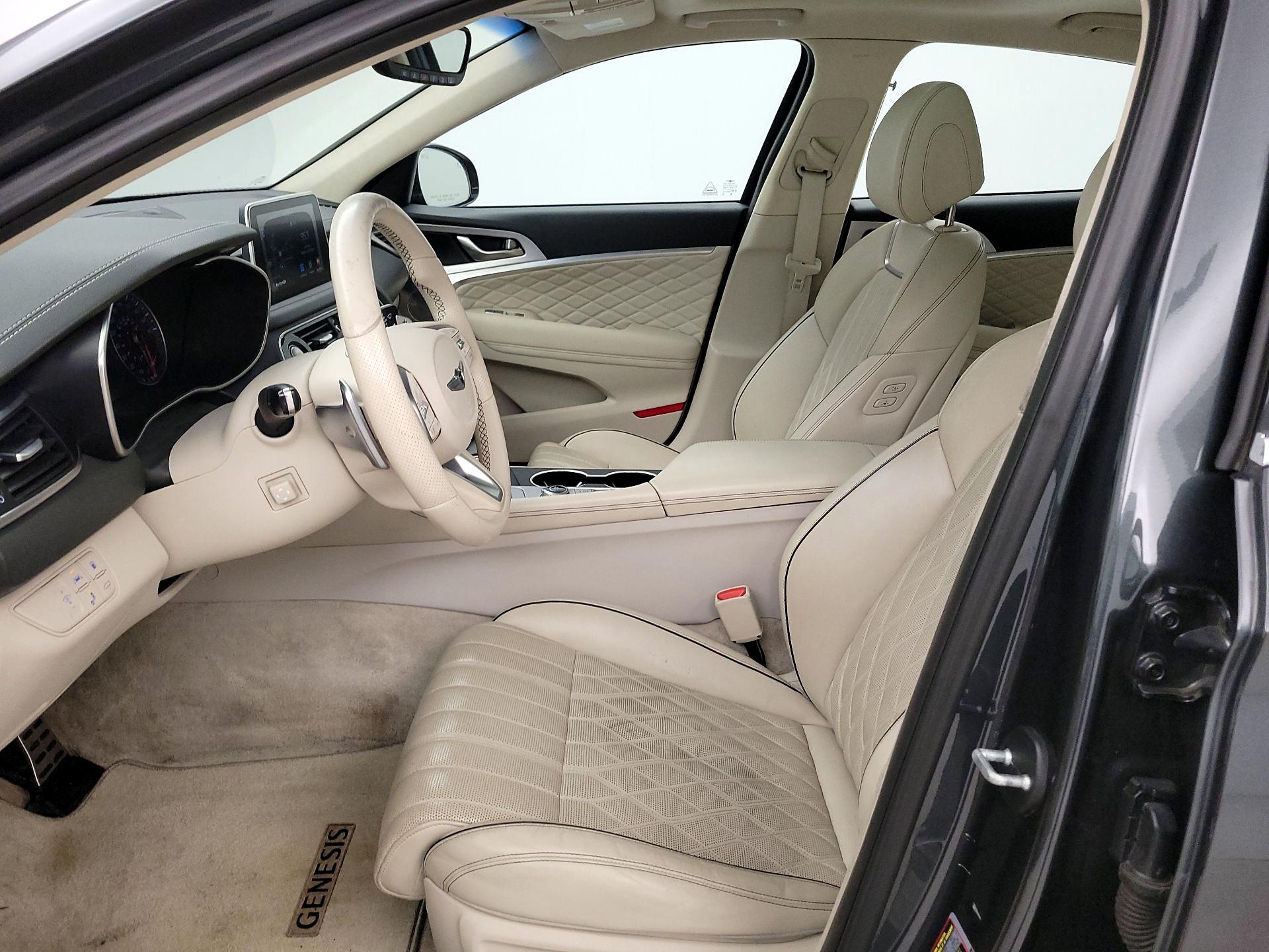 Thumbnail: 2019 Genesis G70 - 11