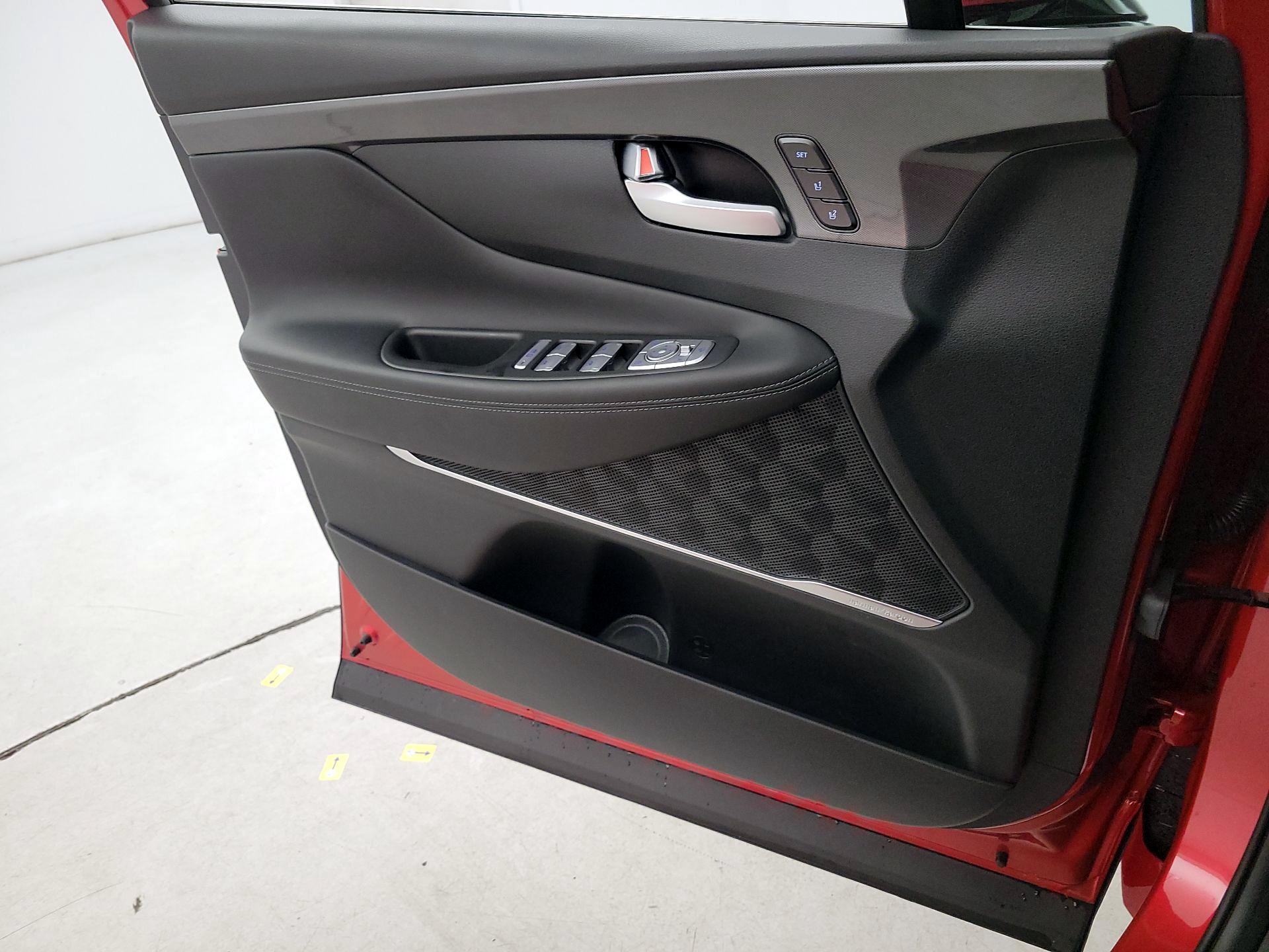 Thumbnail: 2023 Hyundai Santa Fe - 12