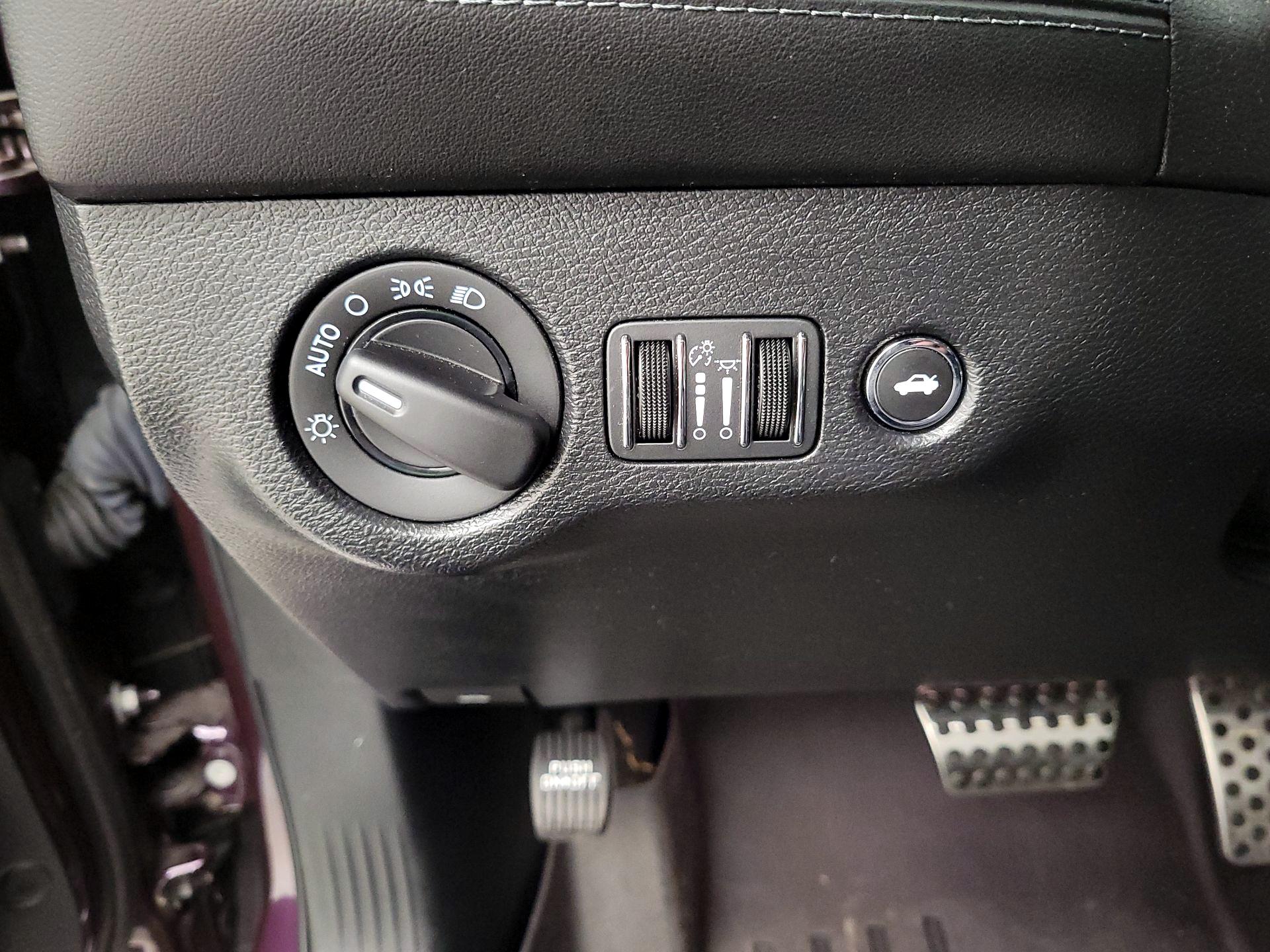 Thumbnail: 2020 Dodge Challenger - 13