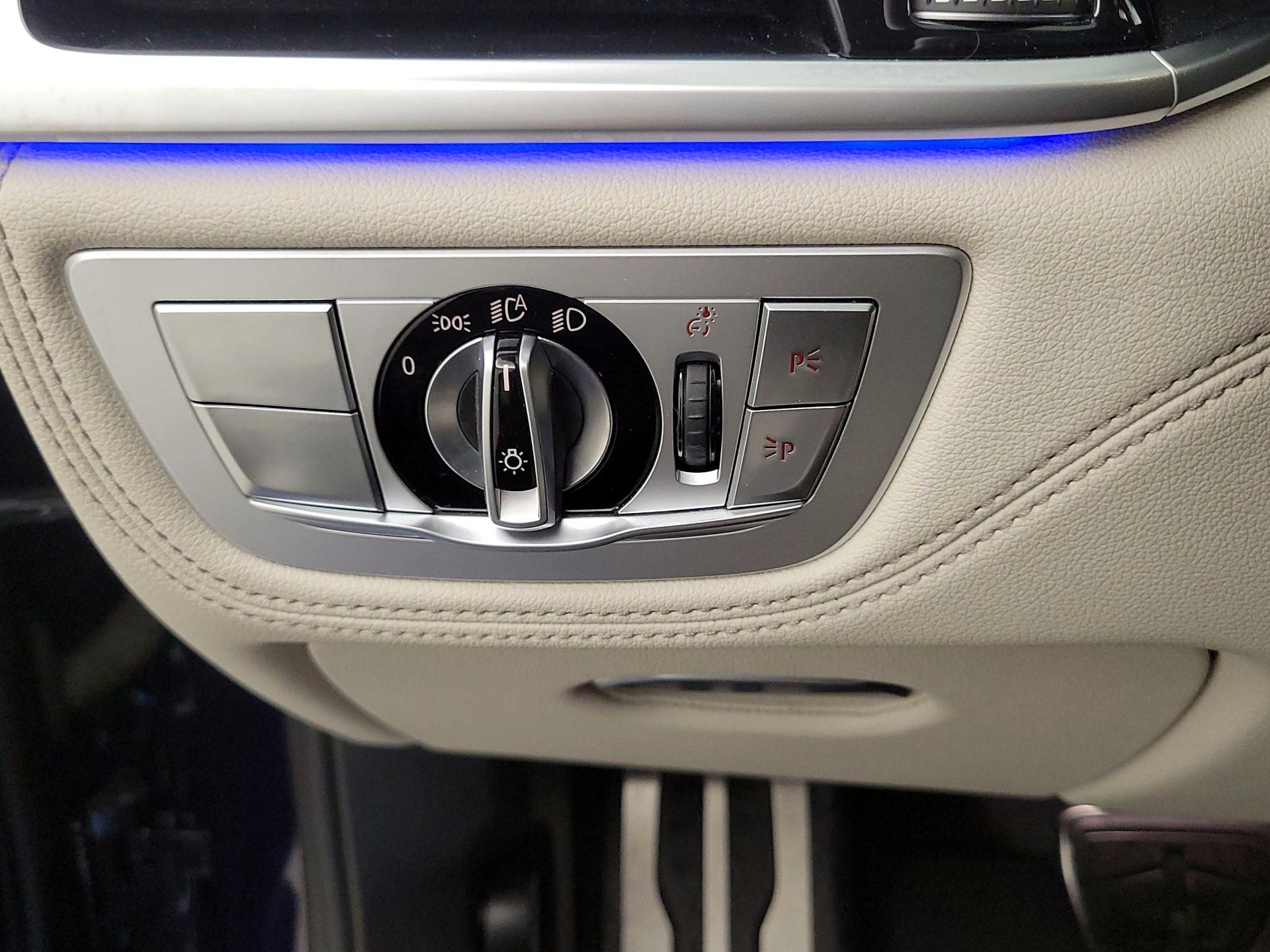 Thumbnail: 2022 BMW 7 Series - 13