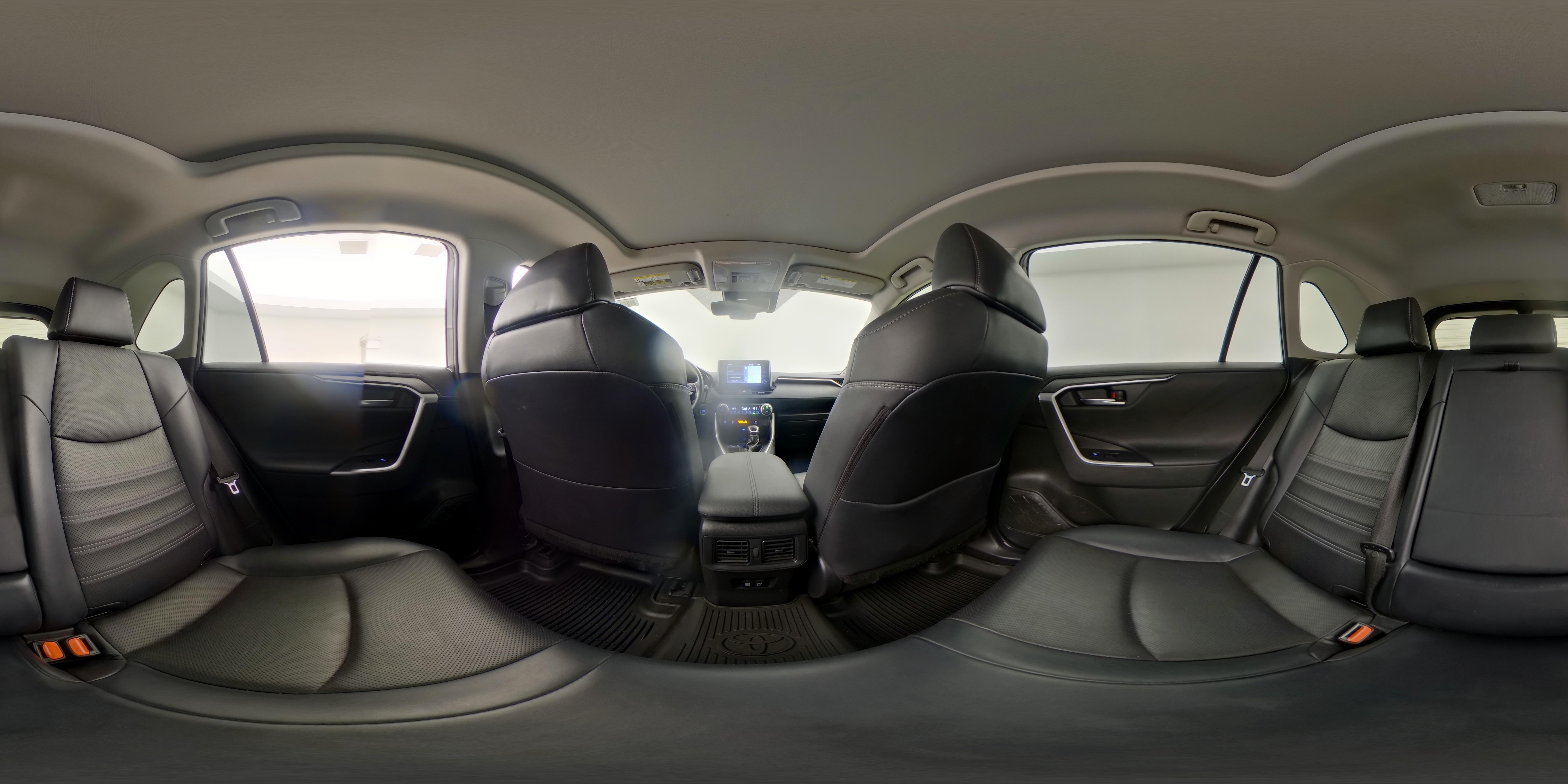 2020 Toyota RAV4 Limited - Photo 27