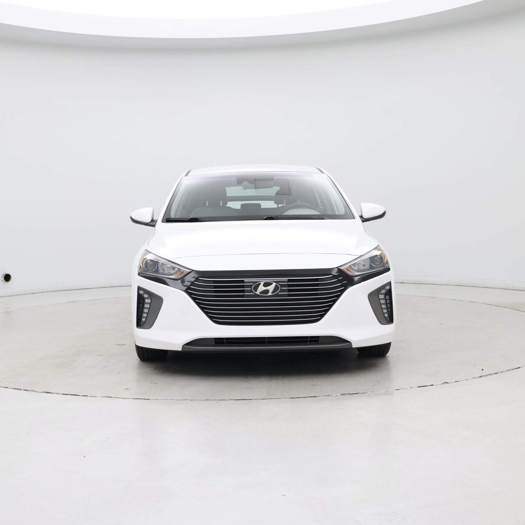 Thumbnail: 2019 Hyundai Ioniq - 5