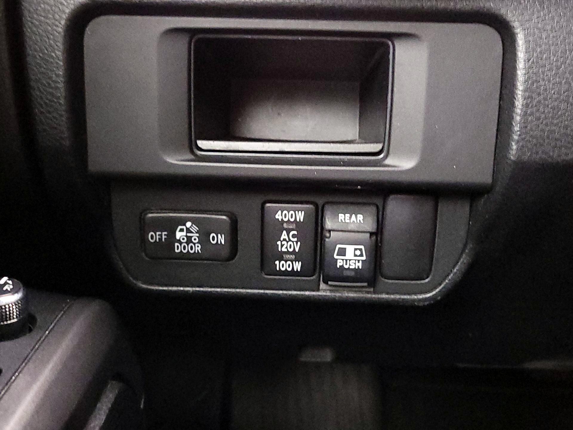 Thumbnail: 2017 Toyota Tacoma - 13