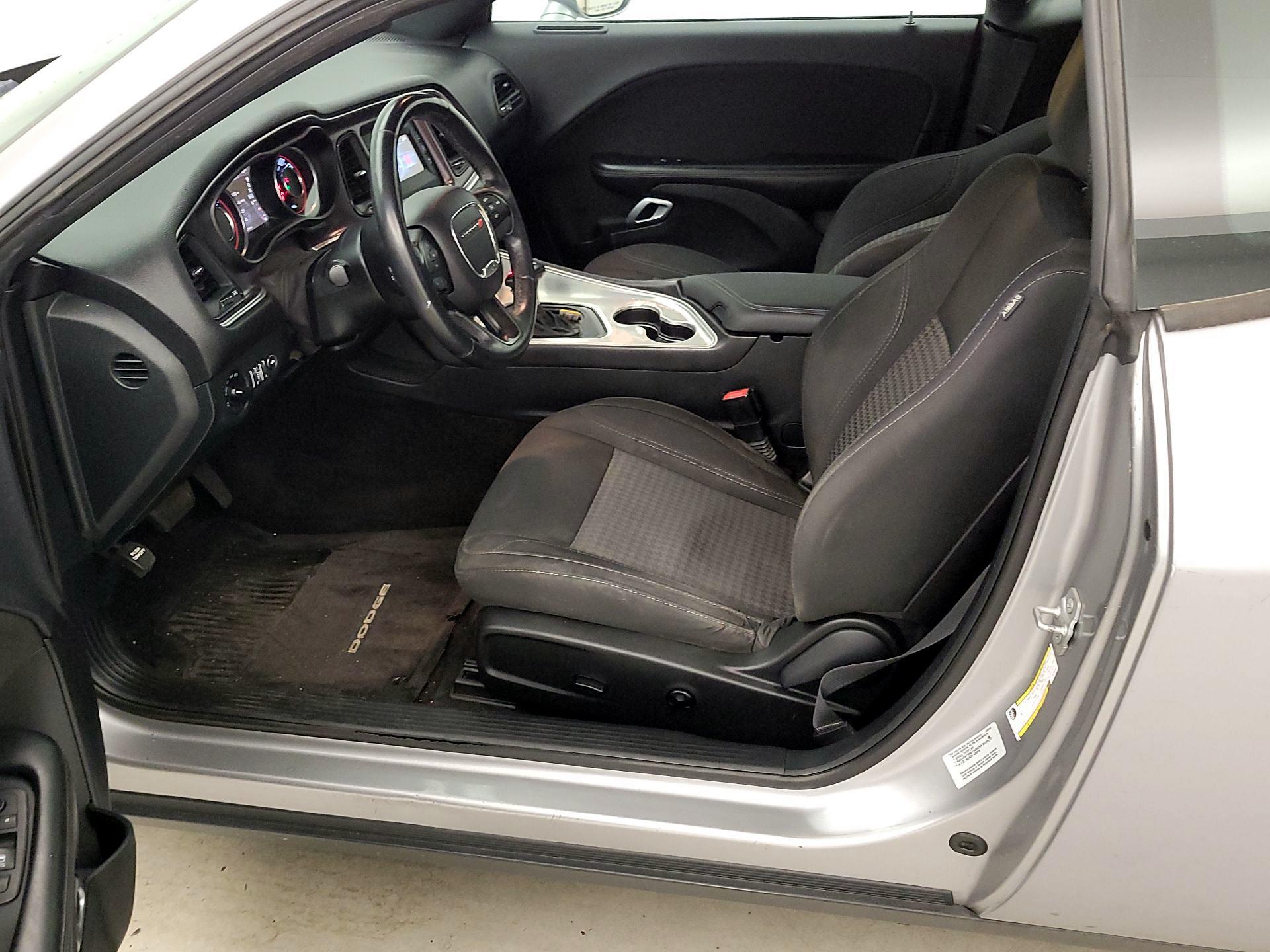 Thumbnail: 2015 Dodge Challenger - 11