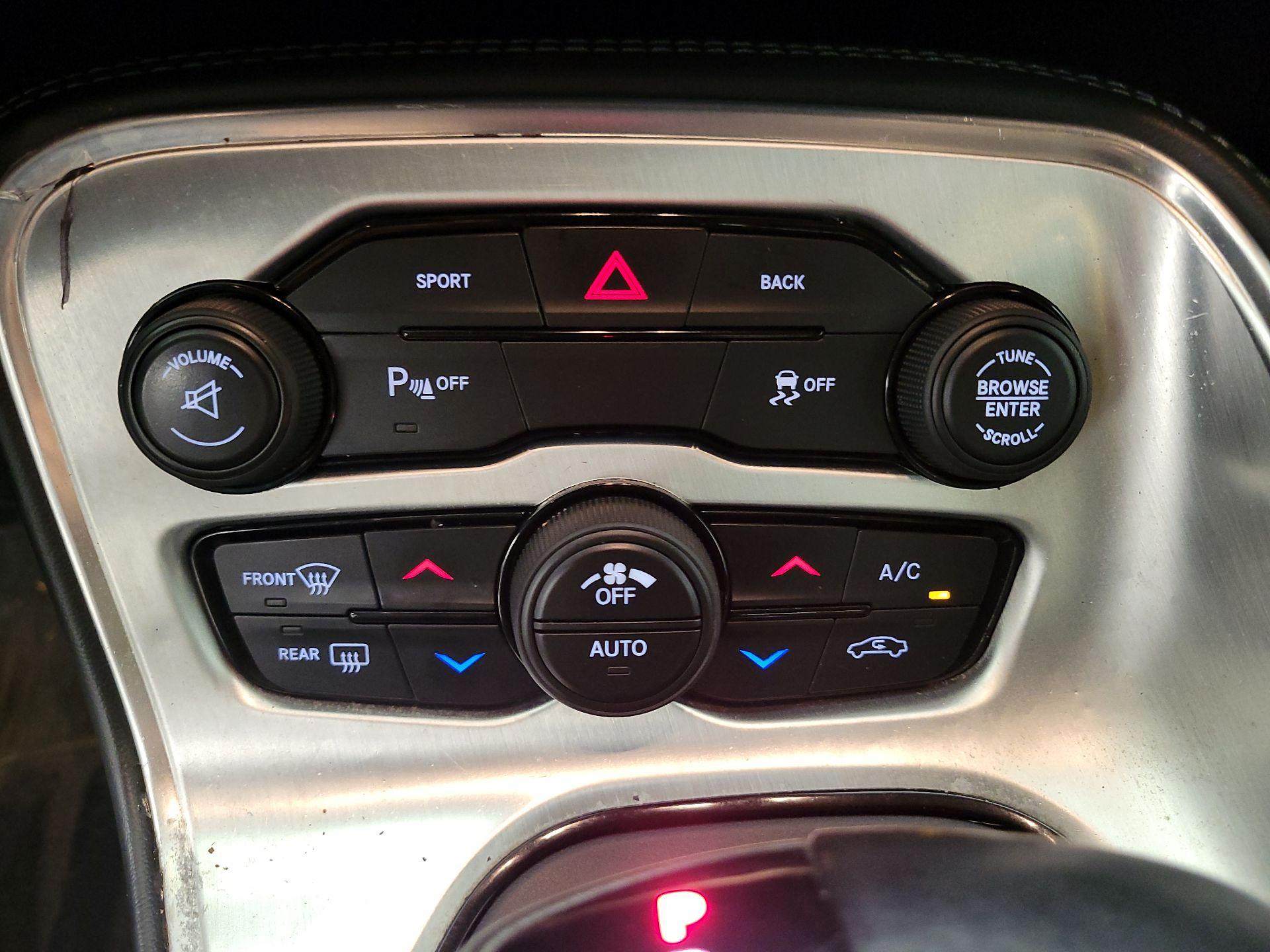 Thumbnail: 2015 Dodge Challenger - 16